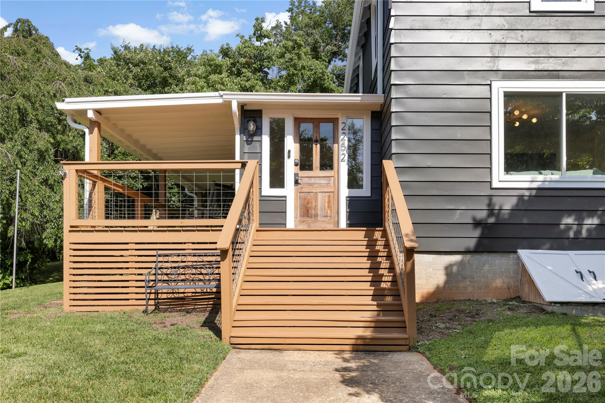 2252 Riceville Road Property Photo 4
