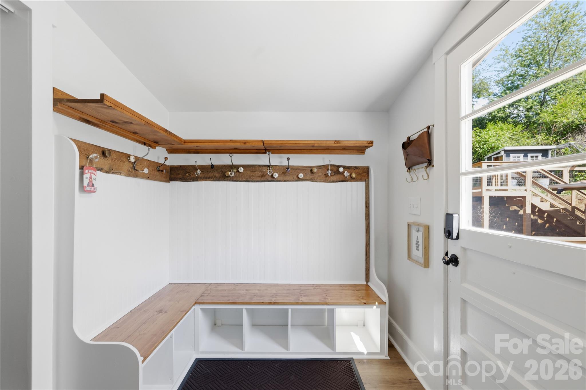 2252 Riceville Road Property Photo 12