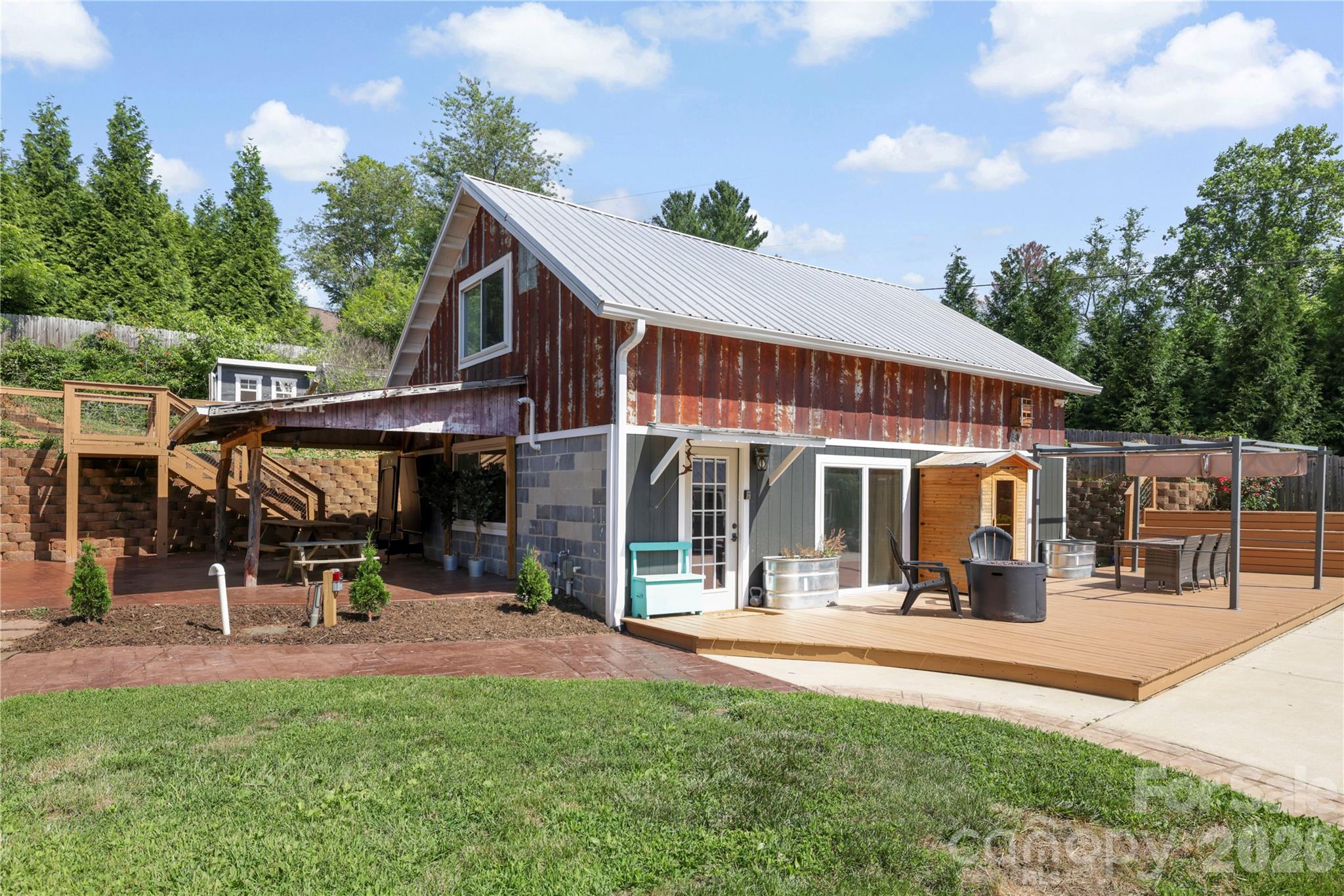 2252 Riceville Road Property Photo 33