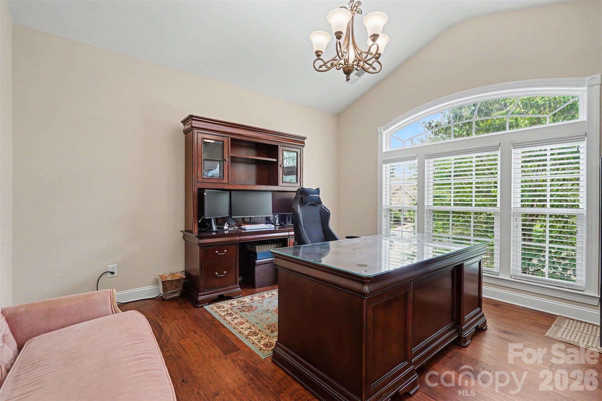 8432 Penton Place Property Photo 6