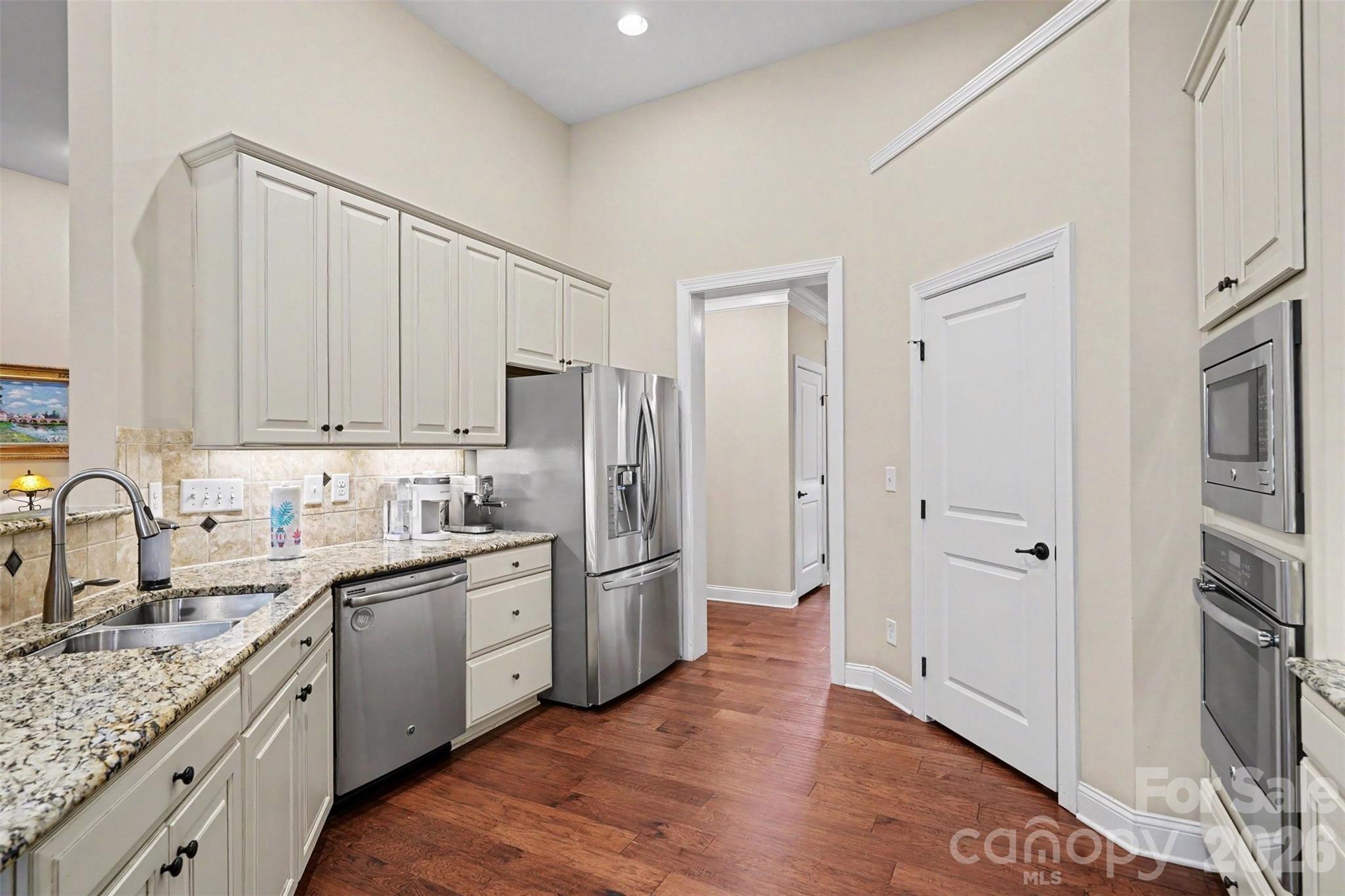 8432 Penton Place Property Photo 17