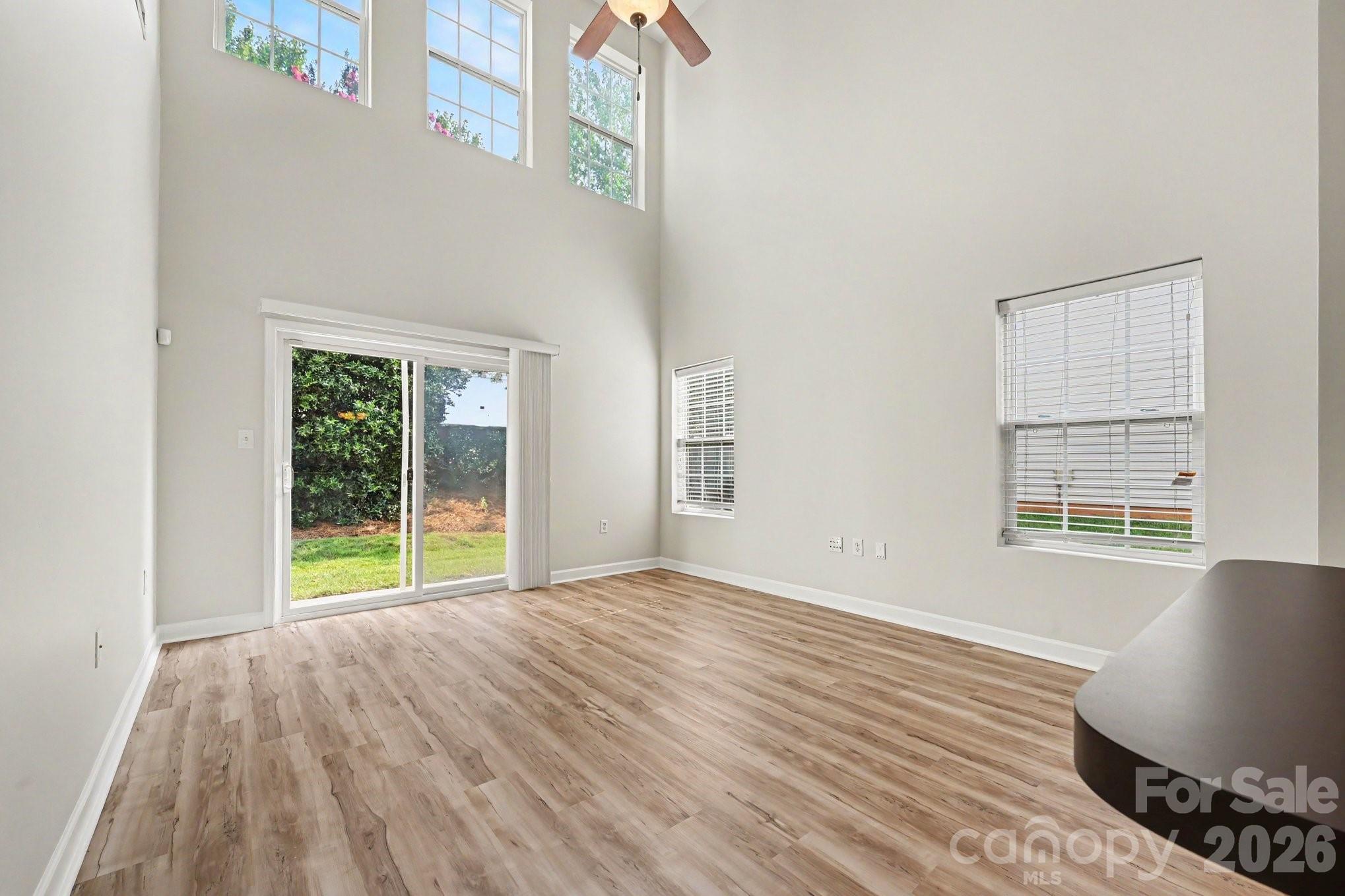2166 Shady Pond Drive Property Photo 4