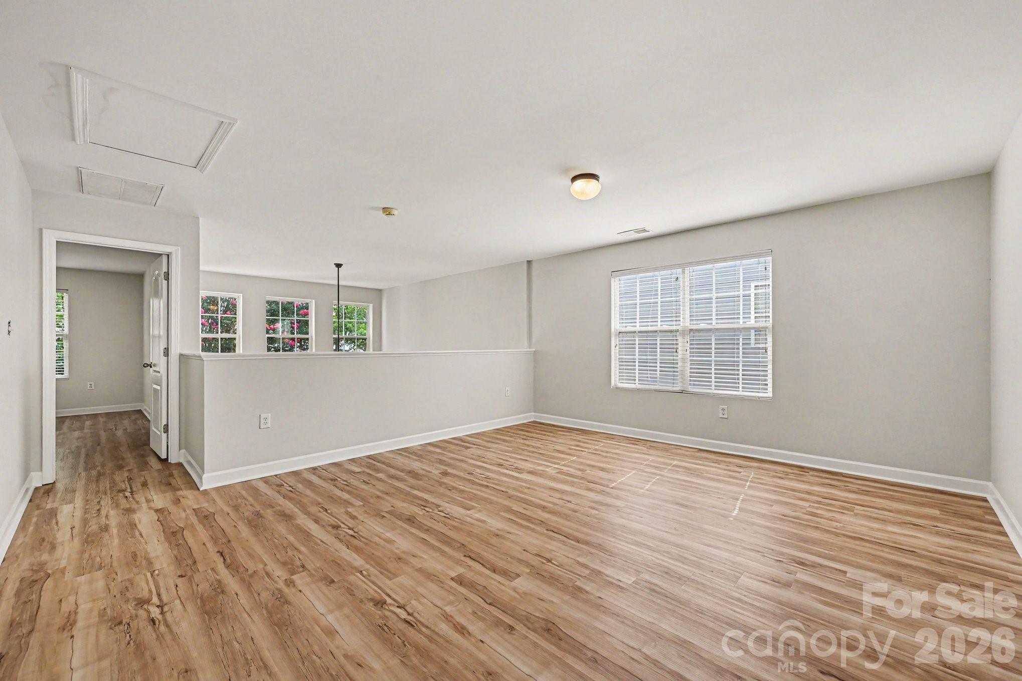 2166 Shady Pond Drive Property Photo 10