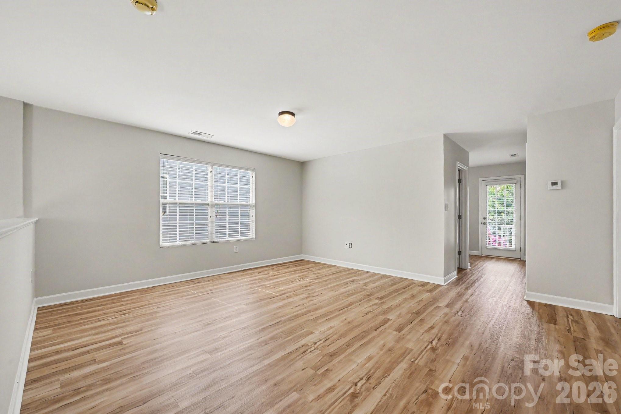 2166 Shady Pond Drive Property Photo 11