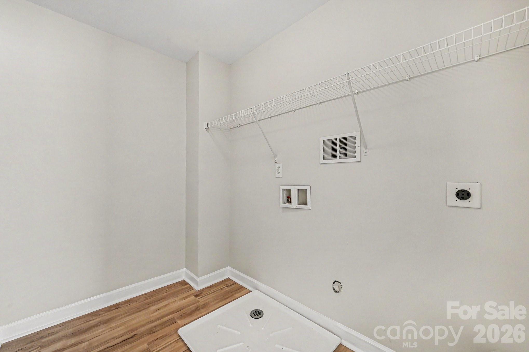 2166 Shady Pond Drive Property Photo 20