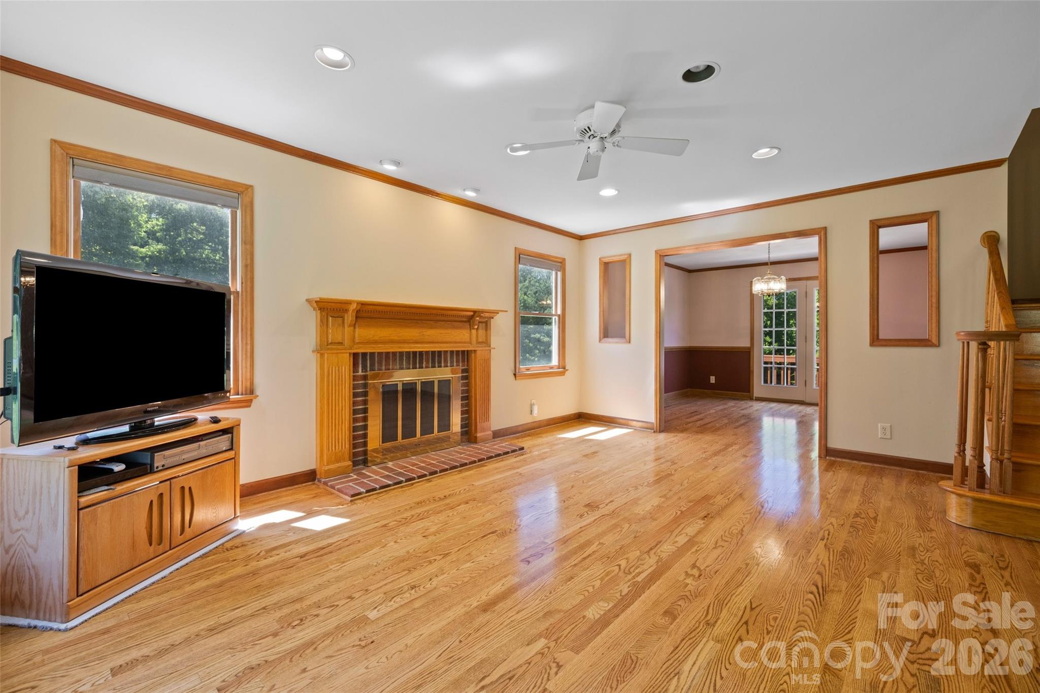 3010 Eaker Drive Property Photo 12