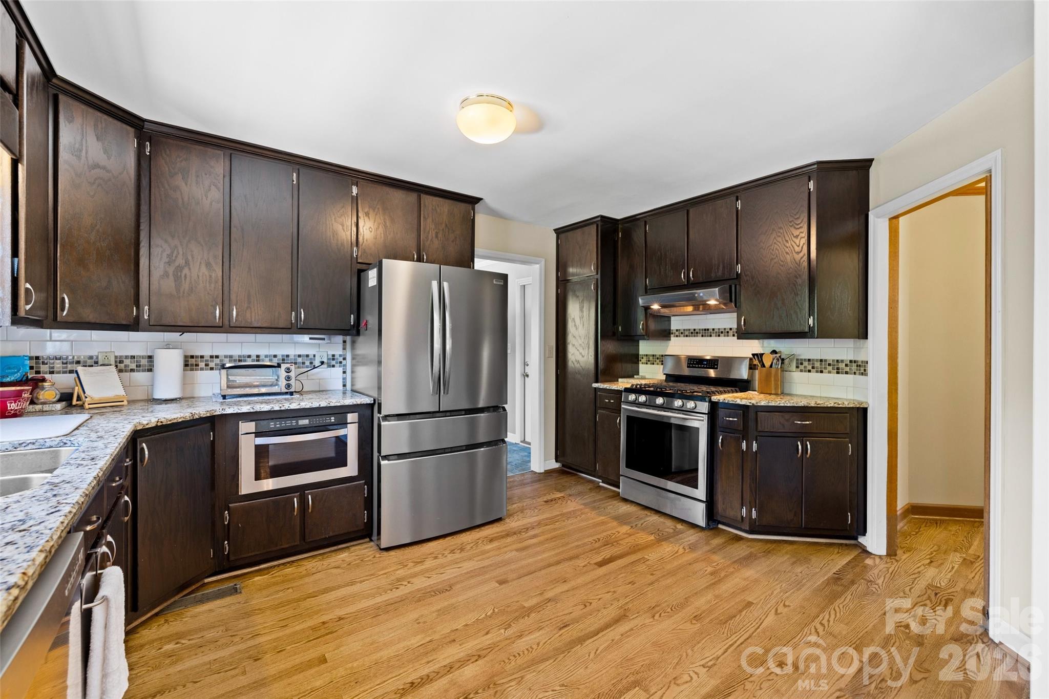 3010 Eaker Drive Property Photo 21