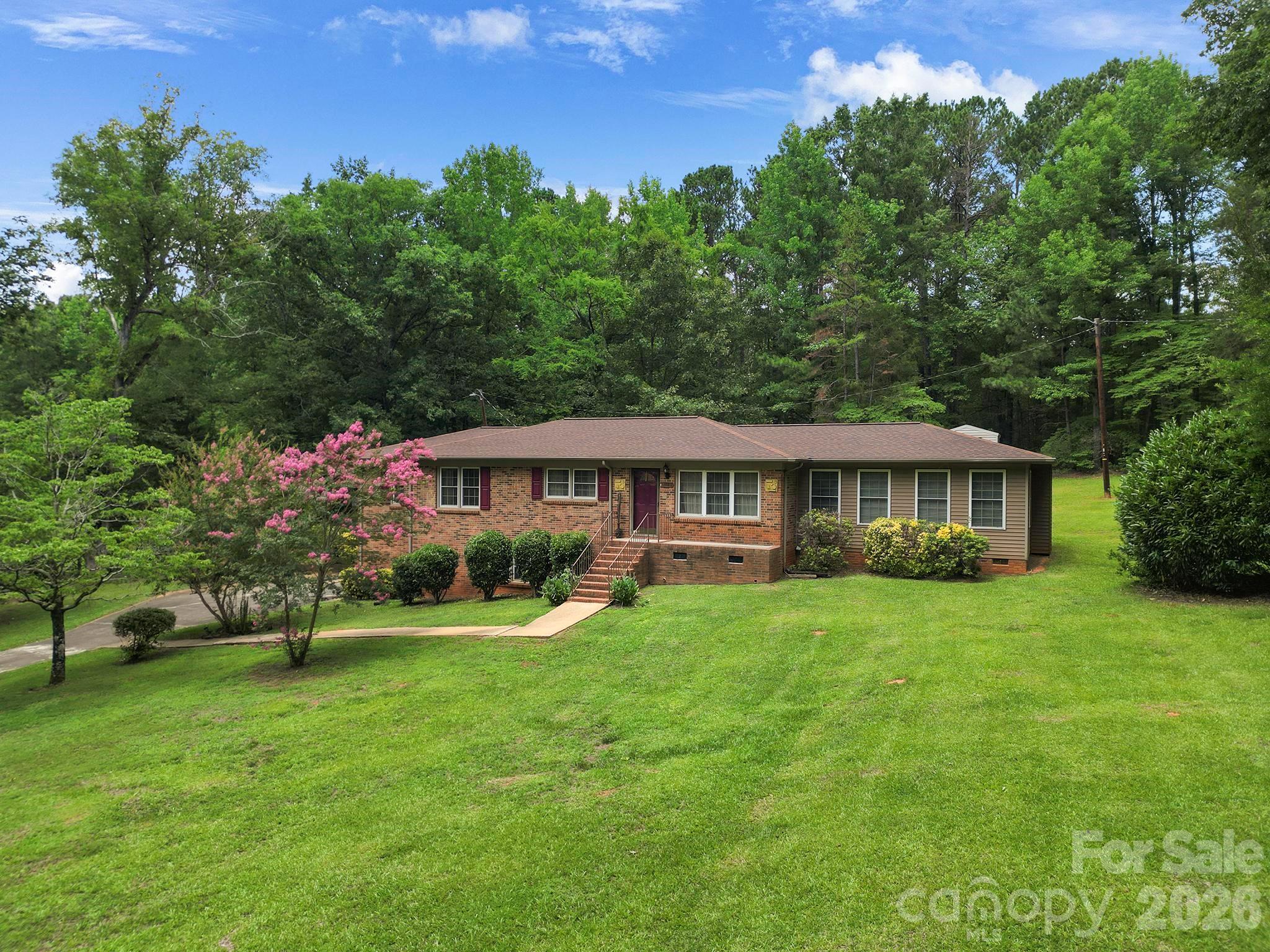 2171 Emma Circle Property Photo 6
