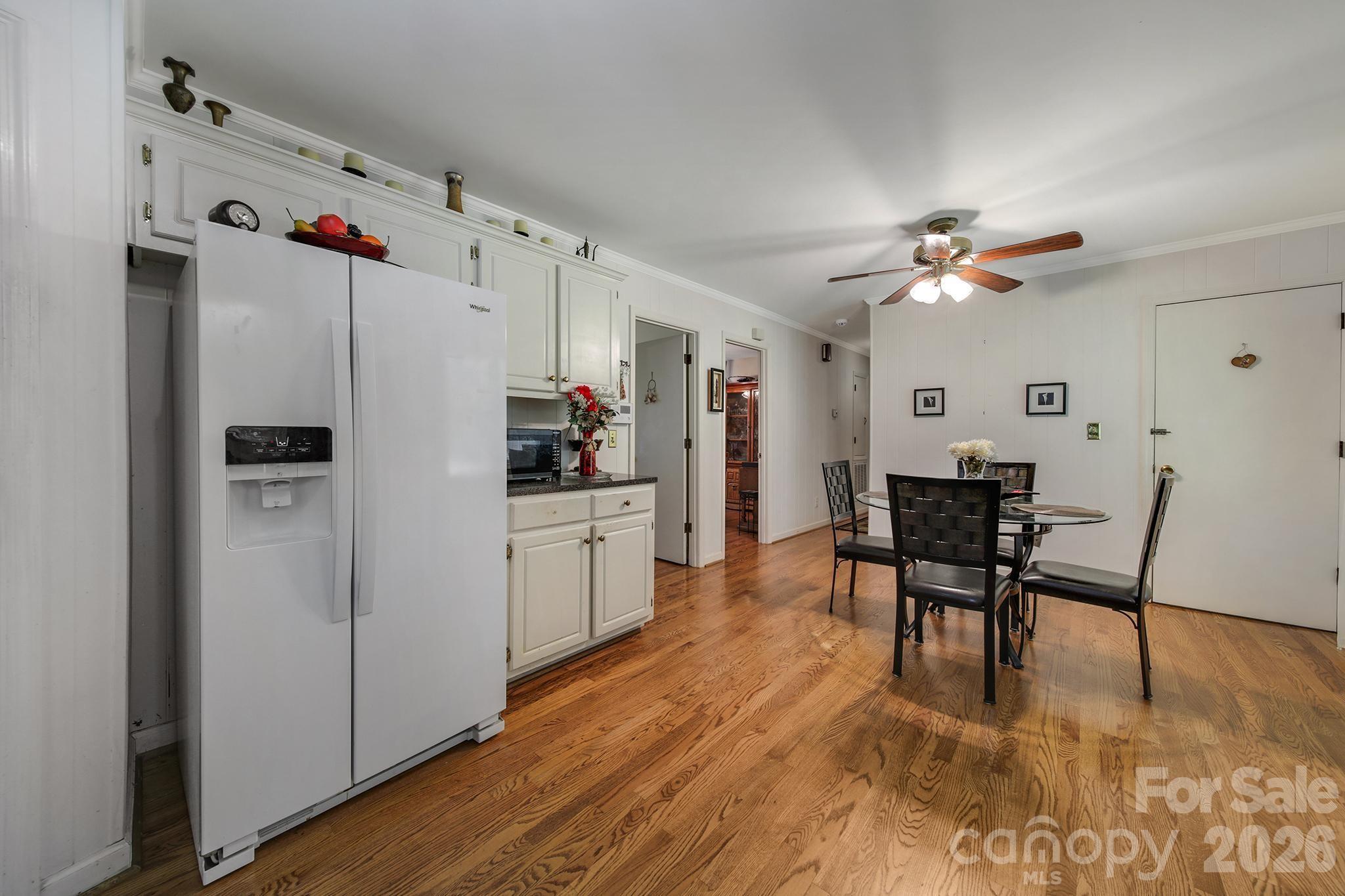 2171 Emma Circle Property Photo 12