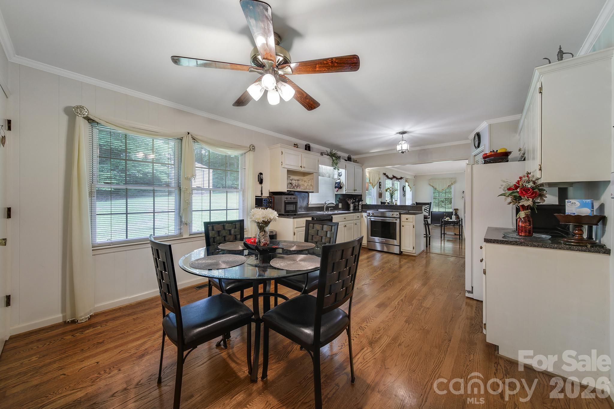2171 Emma Circle Property Photo 13