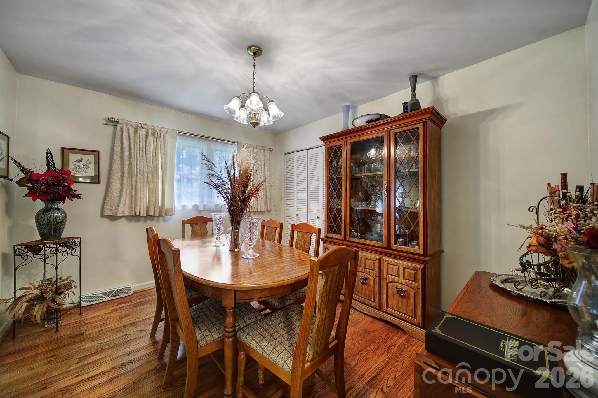 2171 Emma Circle Property Photo 14
