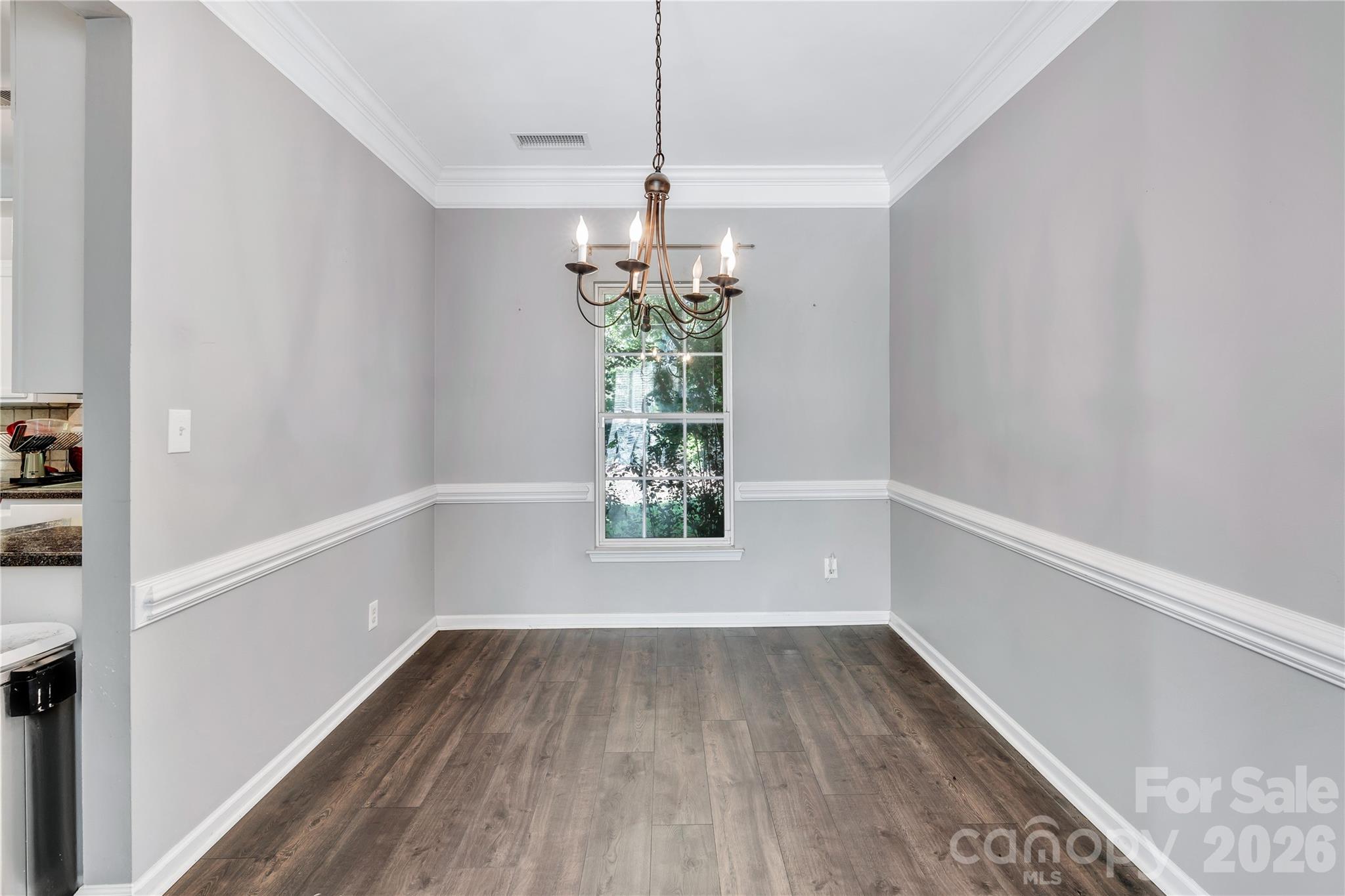 9423 Willow Tree Lane Property Photo 11