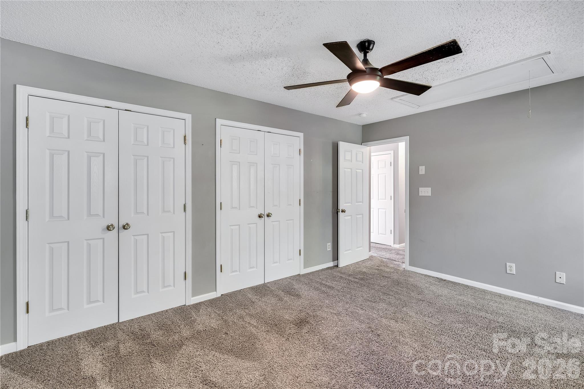 9423 Willow Tree Lane Property Photo 13