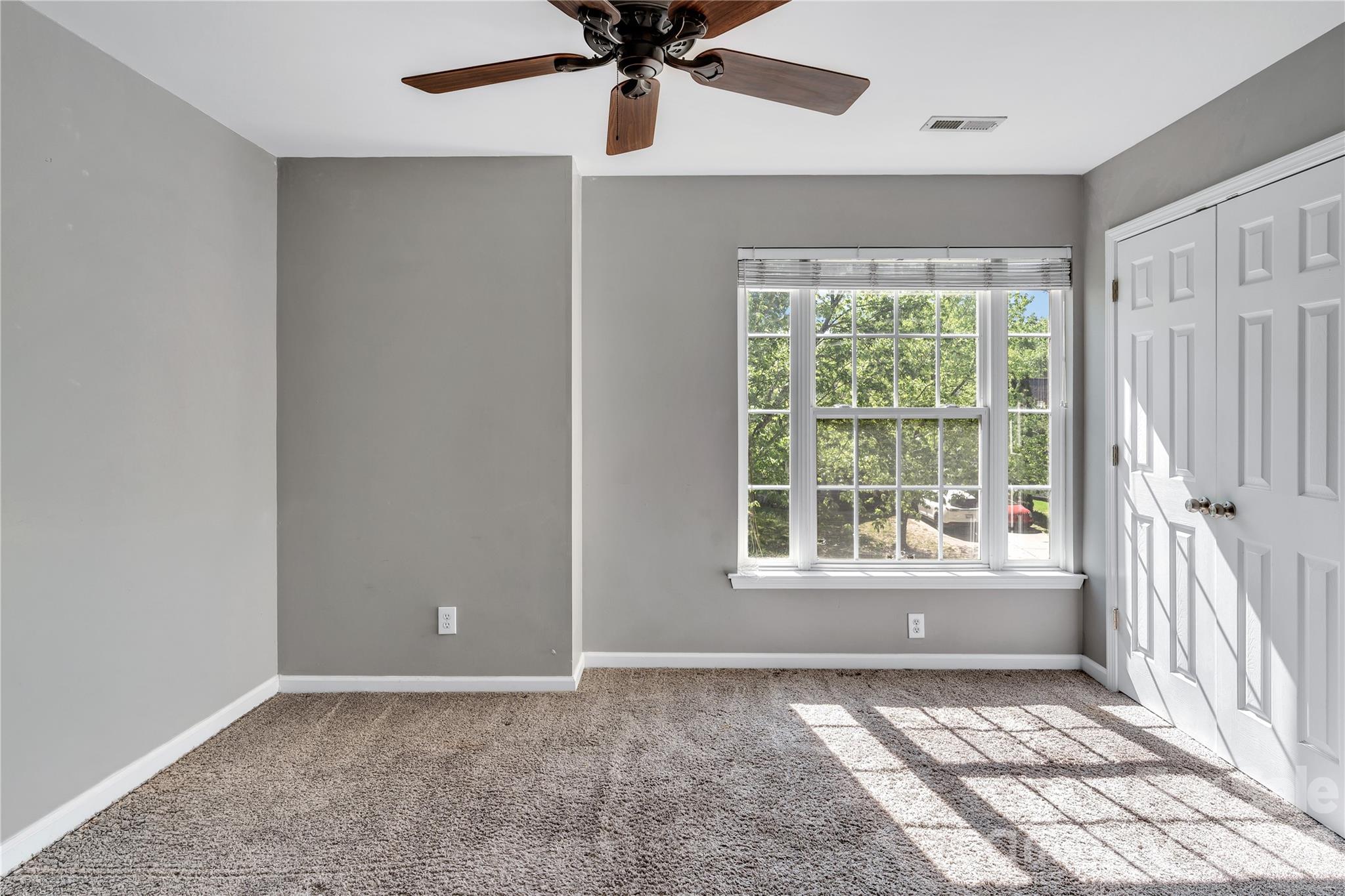 9423 Willow Tree Lane Property Photo 15
