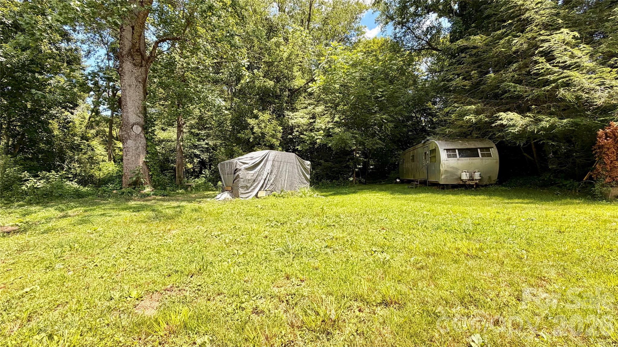404 Blue Ridge Road Property Photo 5