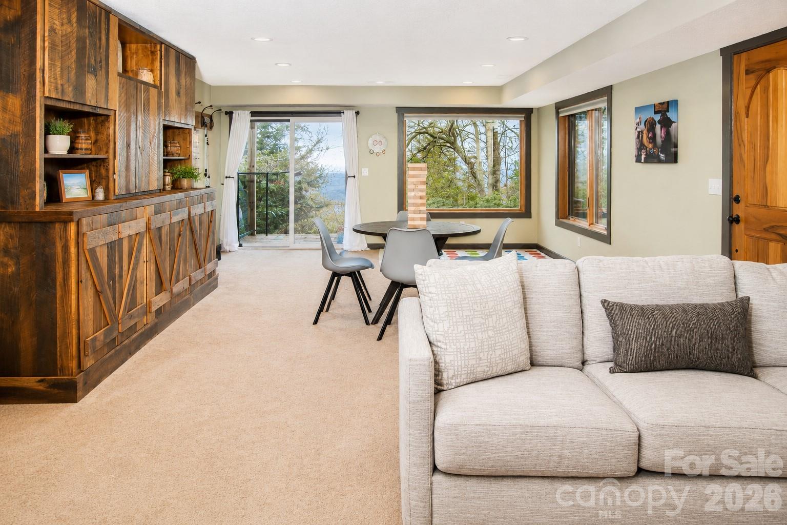 425 Flat Top Mountain Road Property Photo 30