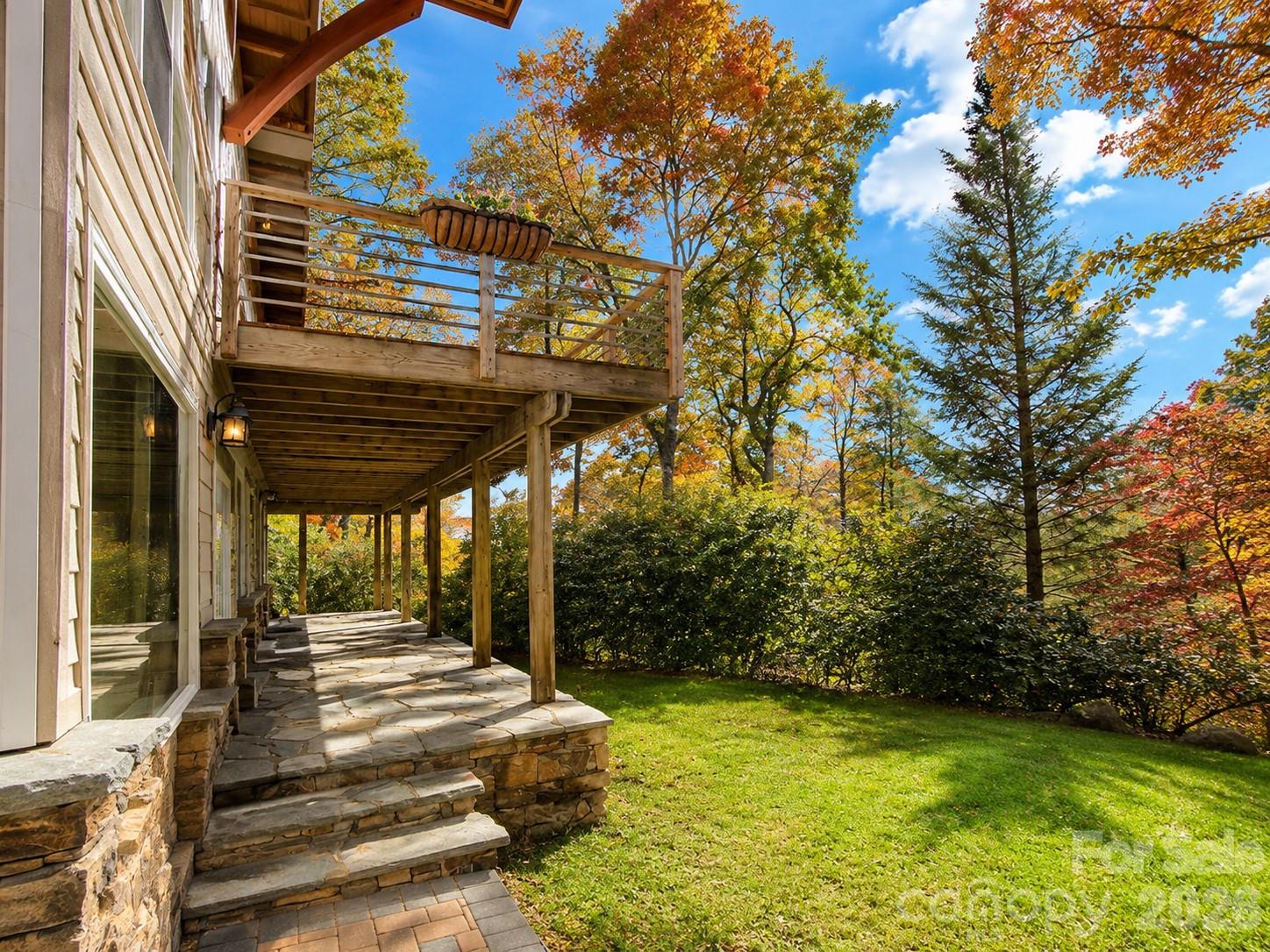 425 Flat Top Mountain Road Property Photo 38