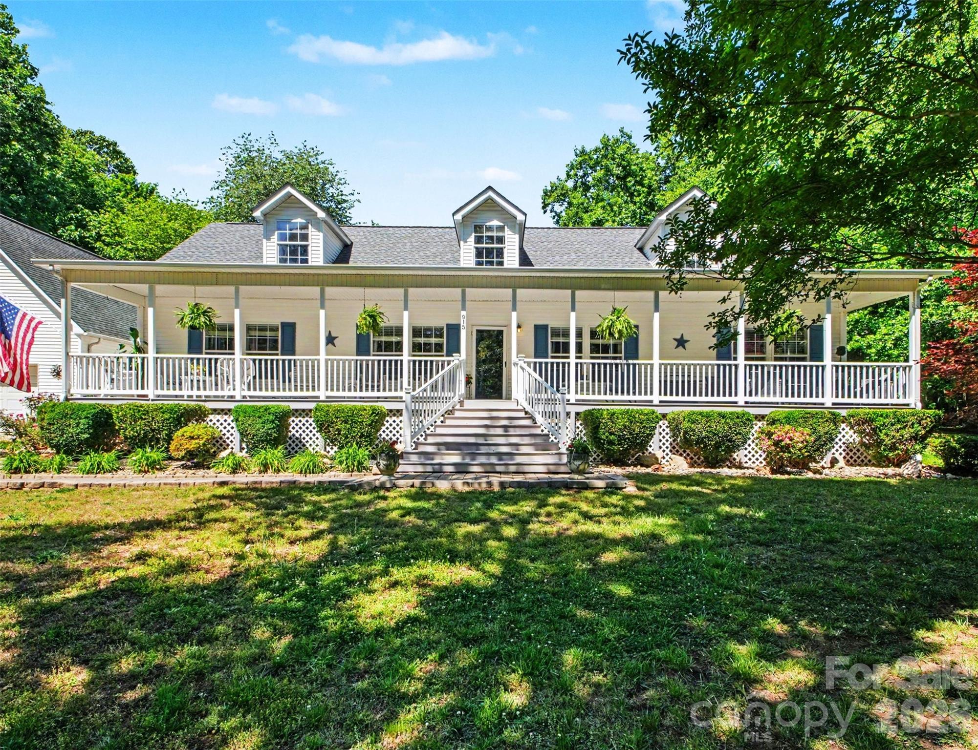 915 Ostwalt Amity Road Property Photo 2