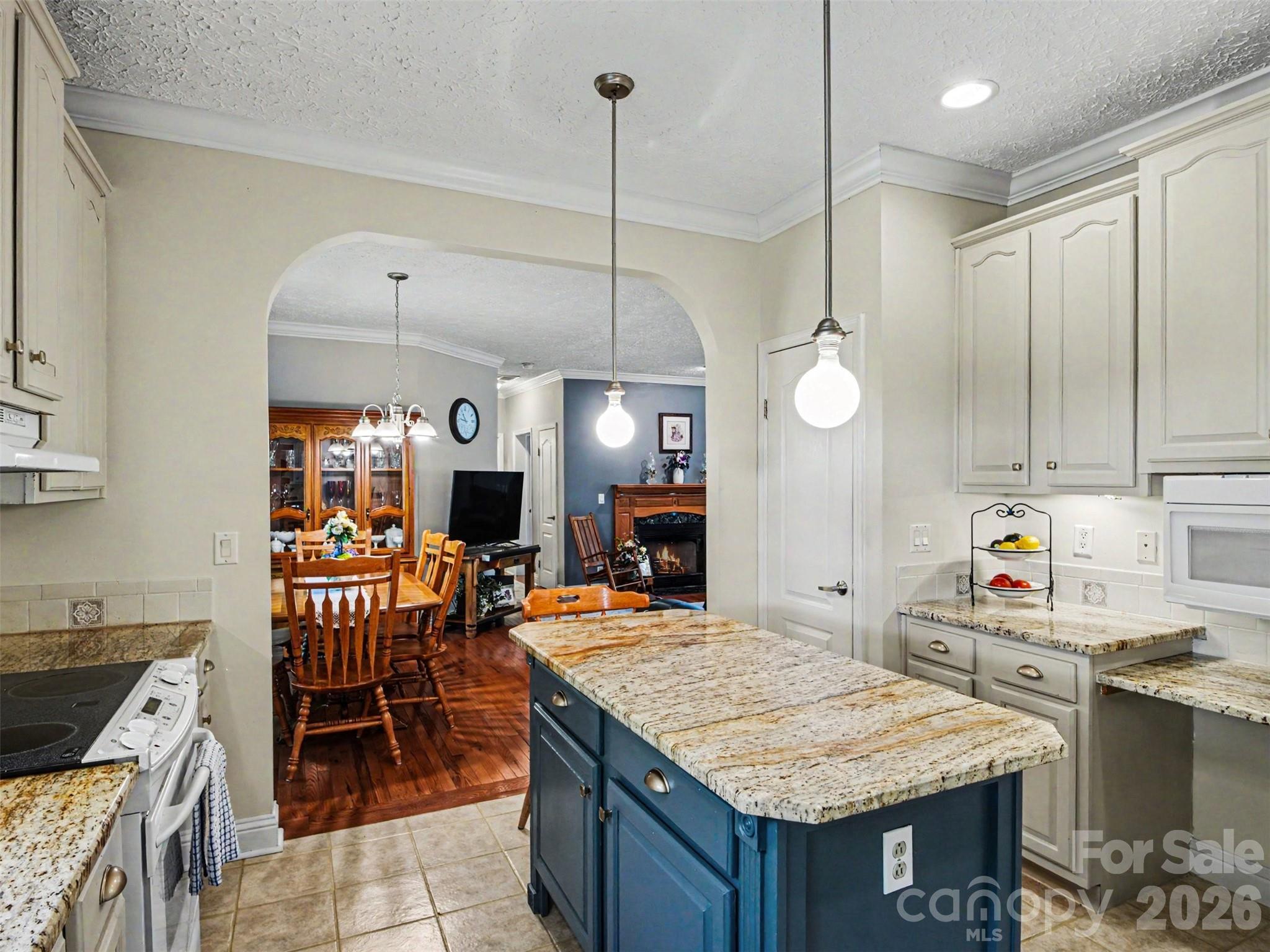 915 Ostwalt Amity Road Property Photo 13
