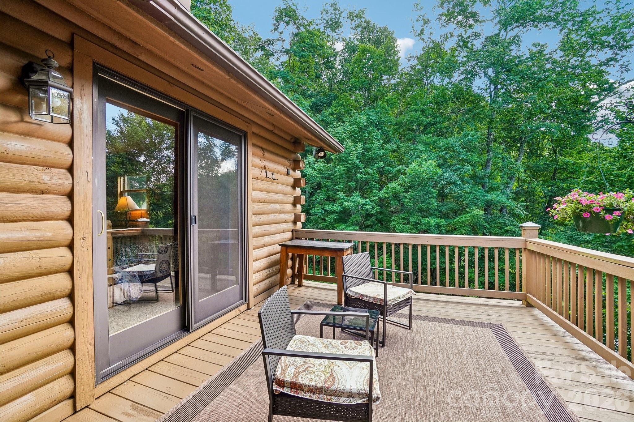 469 Tearshirt Lane Property Photo 27