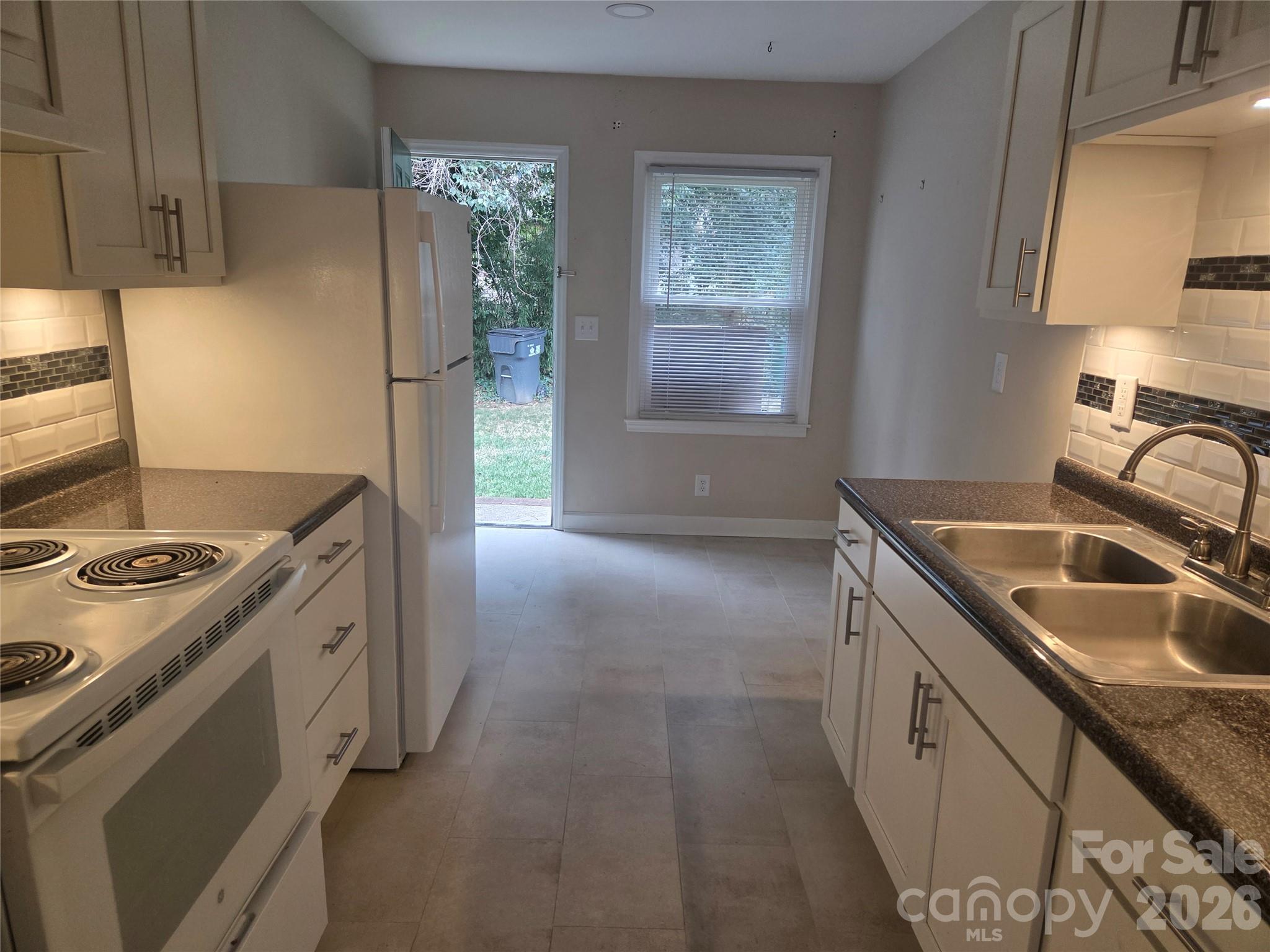 4102 Craig Avenue Property Photo 25