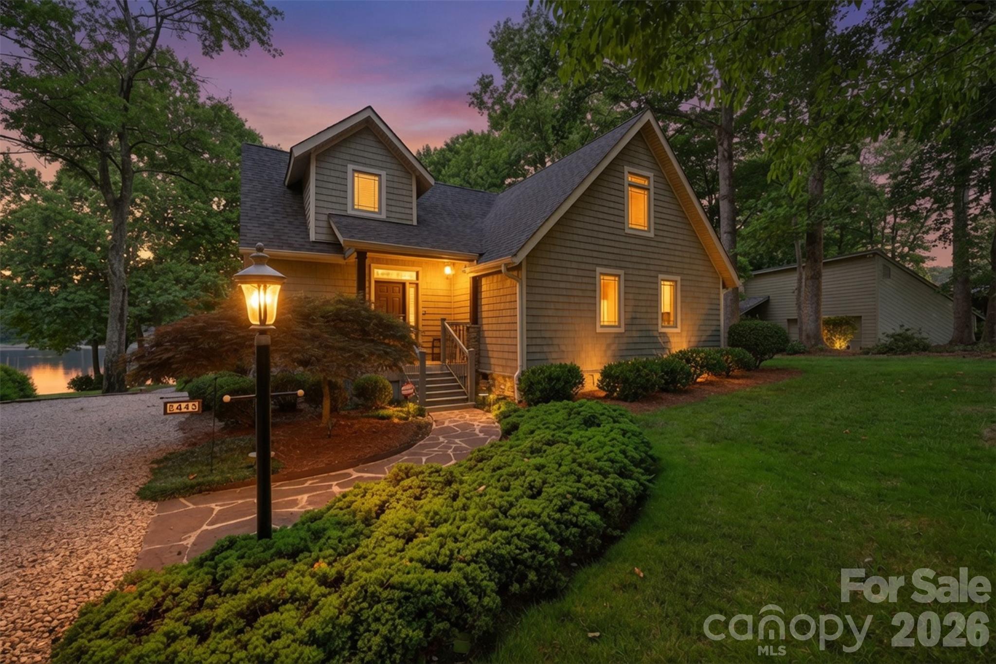 8445 Timberlake Lane Property Photo 1
