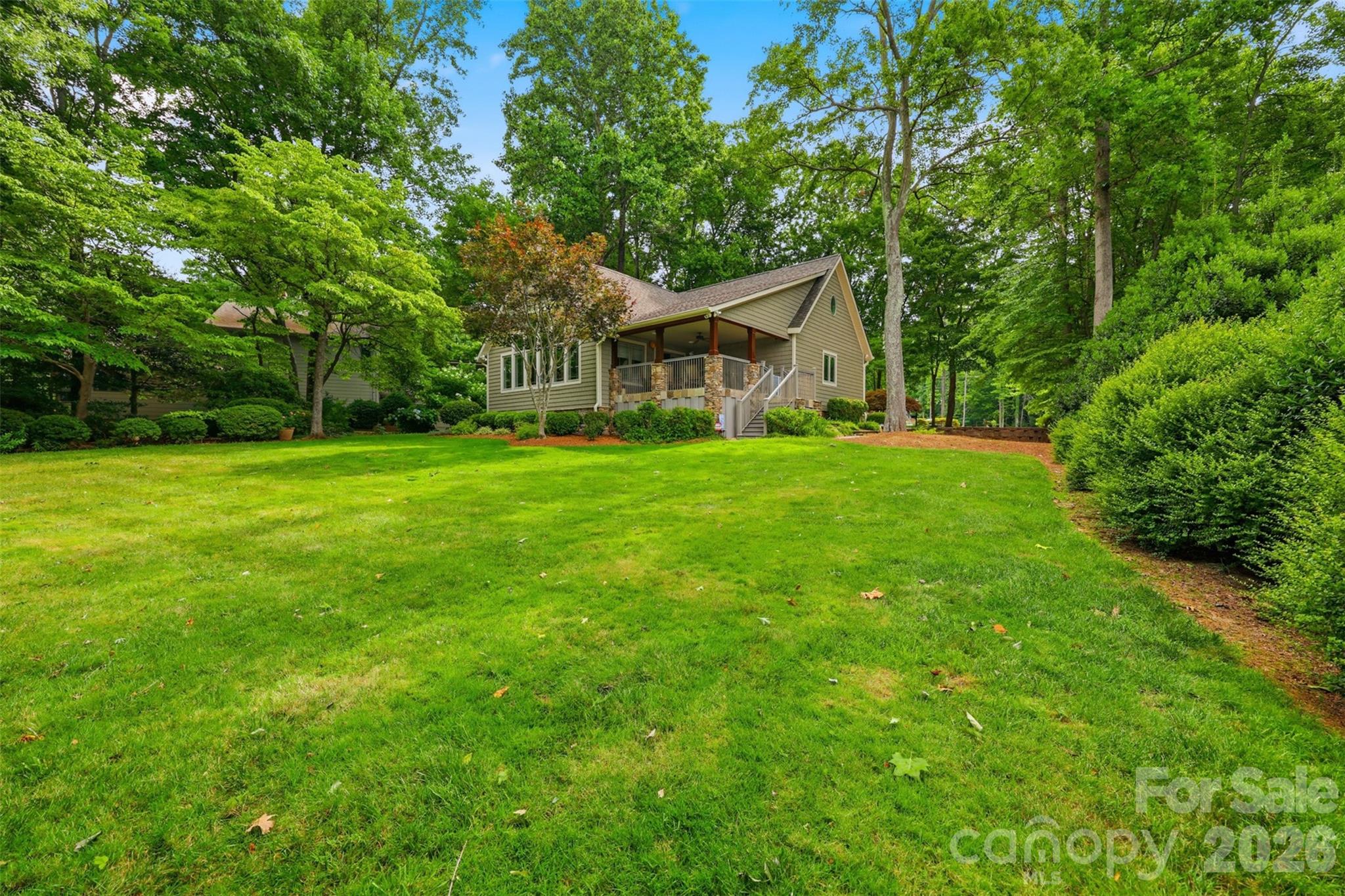 8445 Timberlake Lane Property Photo 4