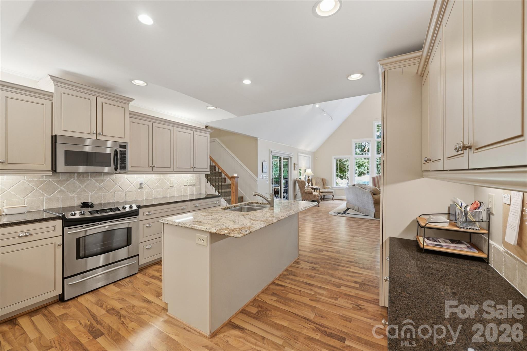 8445 Timberlake Lane Property Photo 16