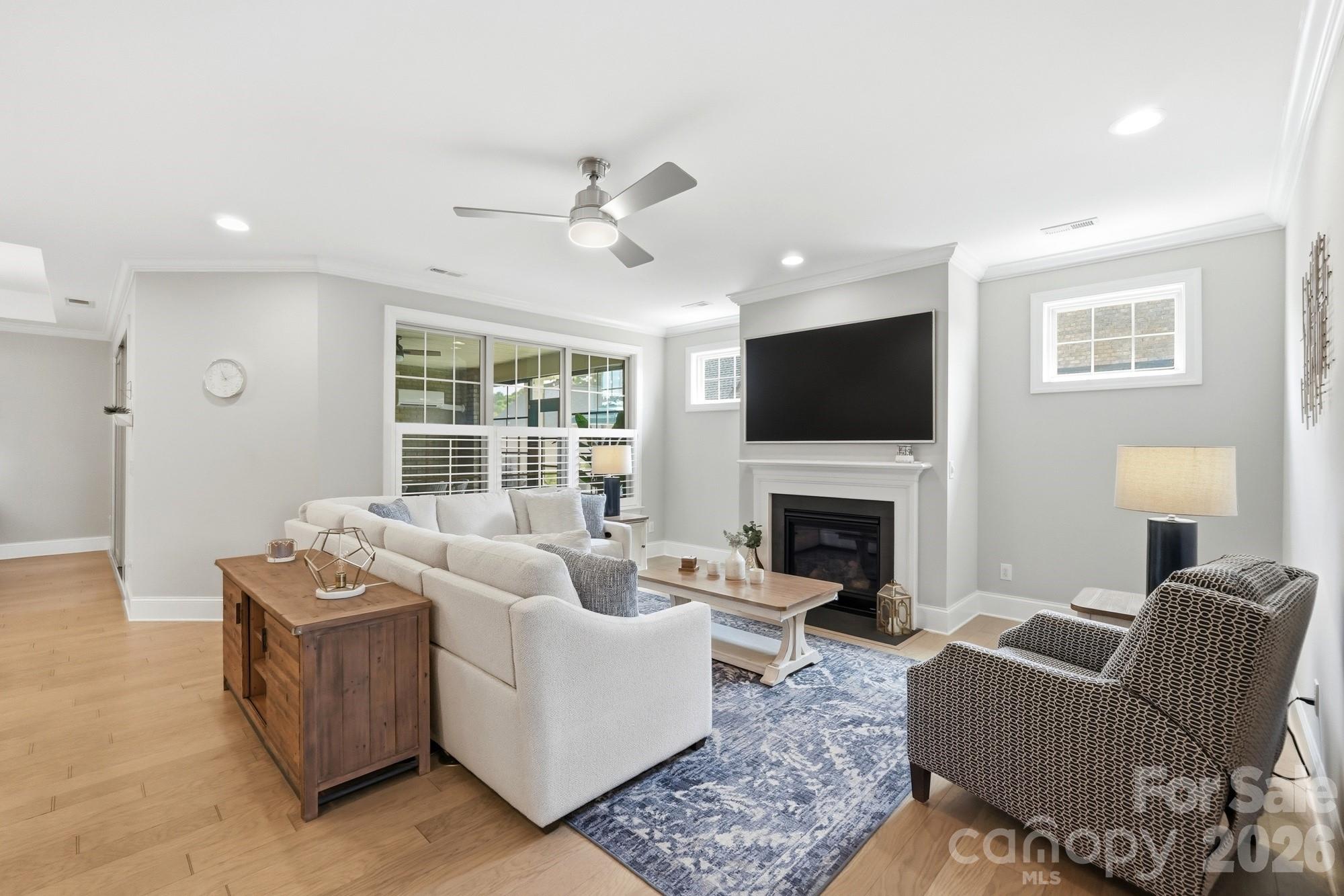 5012 Vita Way Property Photo 4