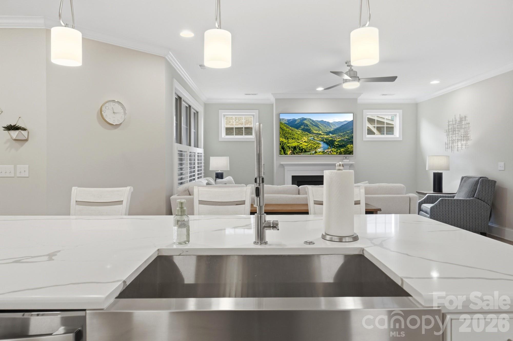5012 Vita Way Property Photo 13