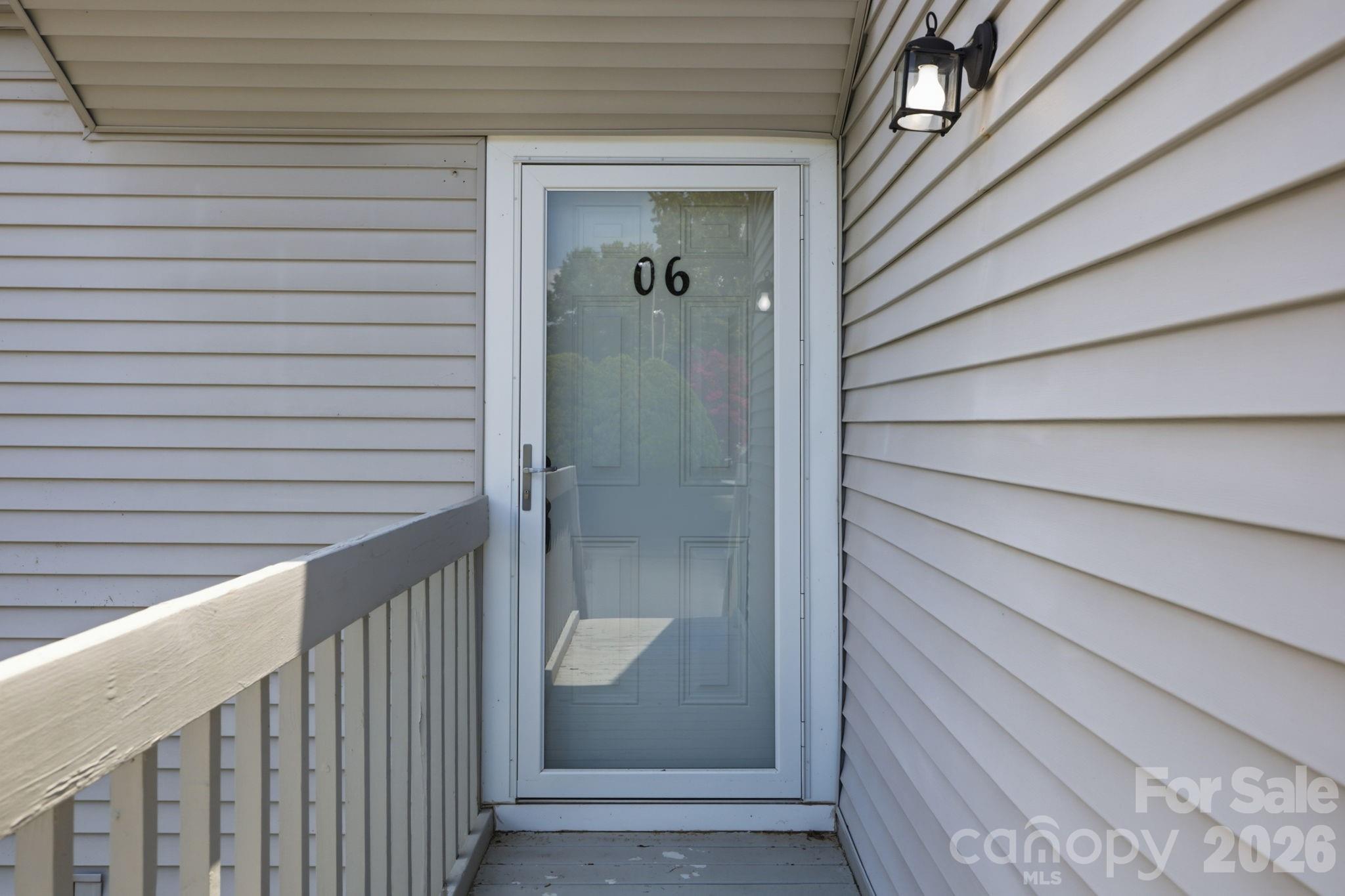 1050 21st Avenue 6 Property Photo 3