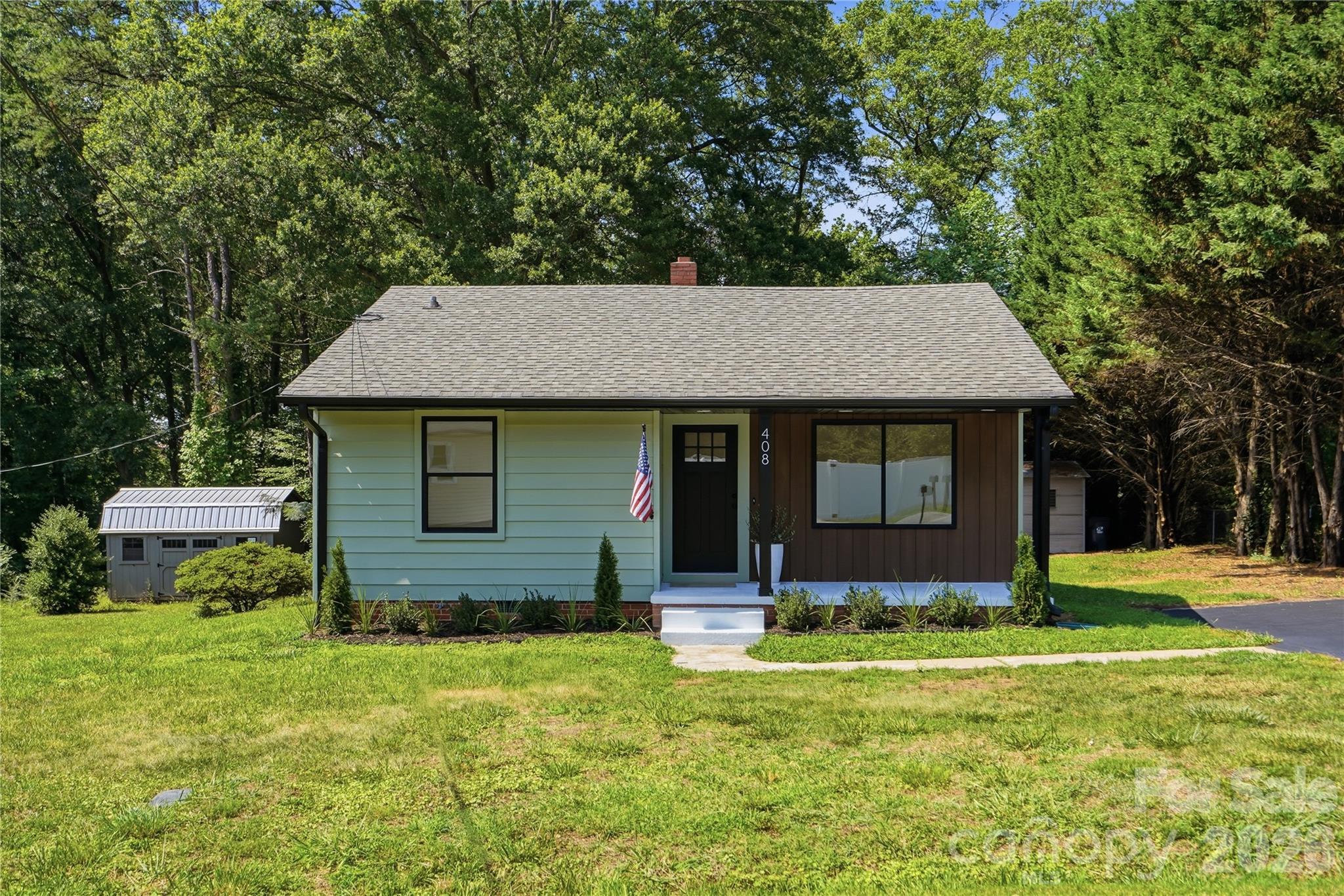 408 Rhyne Street Property Photo 4