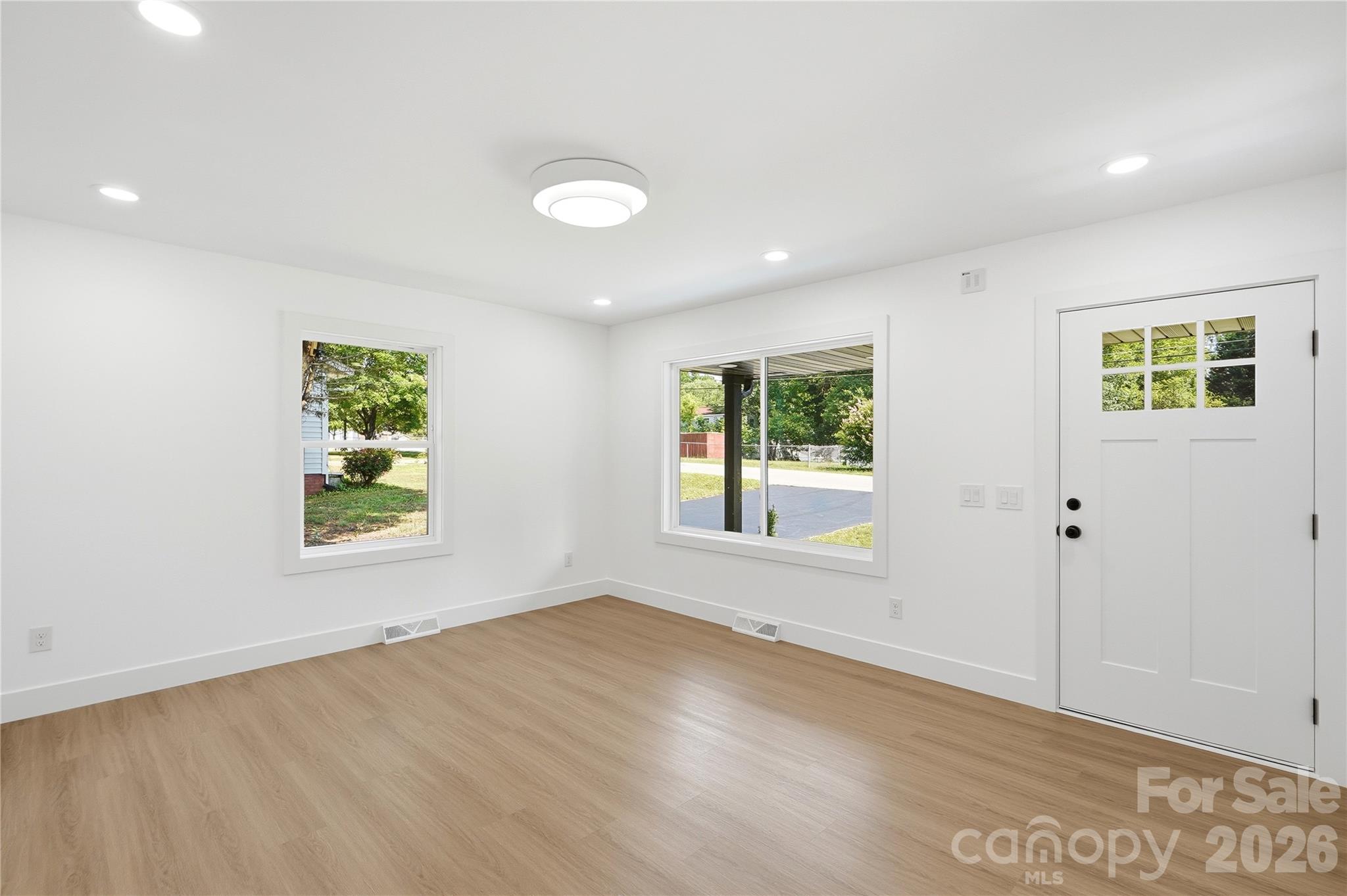 408 Rhyne Street Property Photo 7