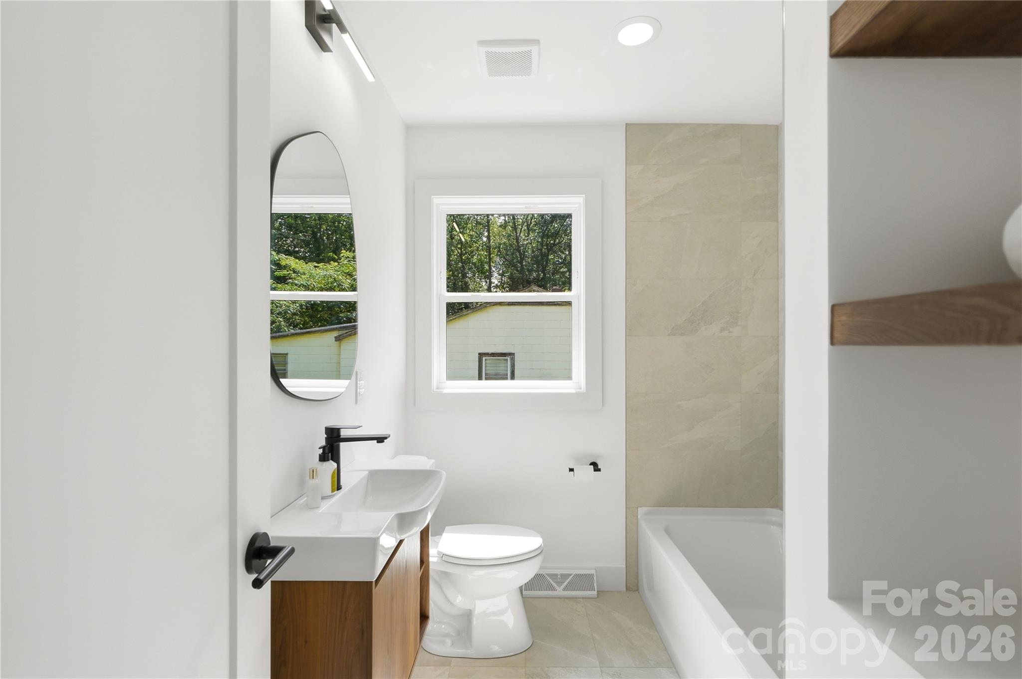 408 Rhyne Street Property Photo 12
