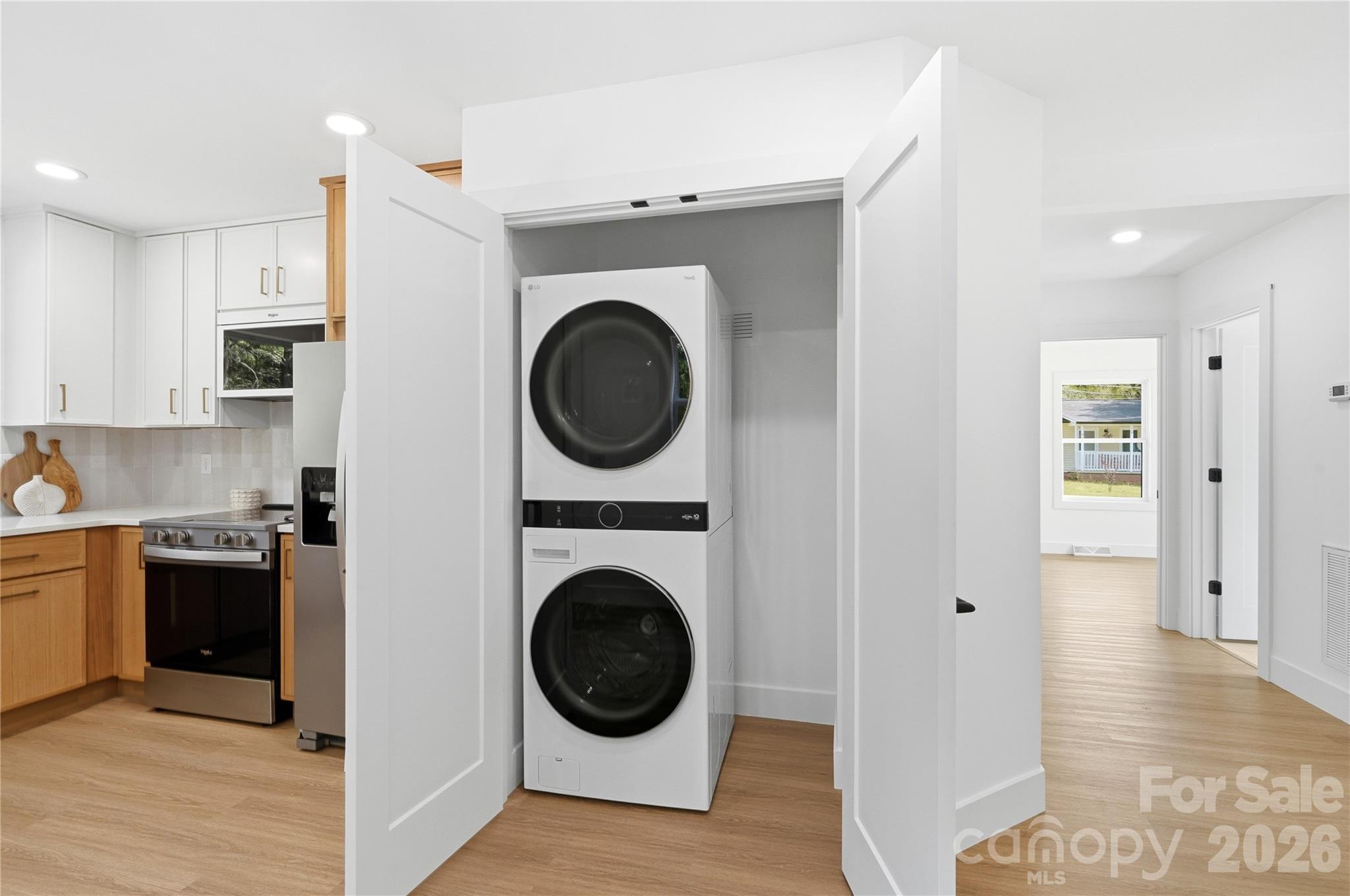 408 Rhyne Street Property Photo 16