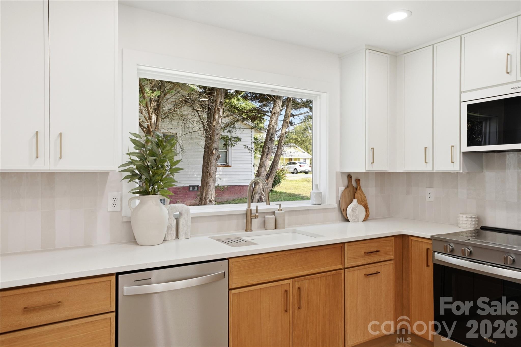 408 Rhyne Street Property Photo 21