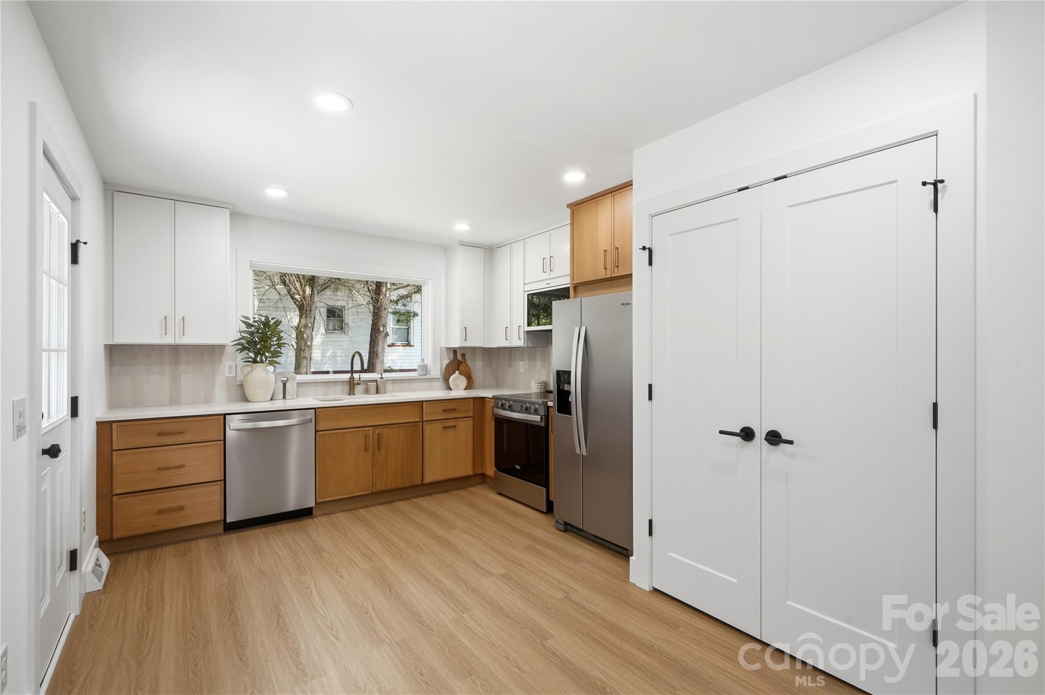 408 Rhyne Street Property Photo 23