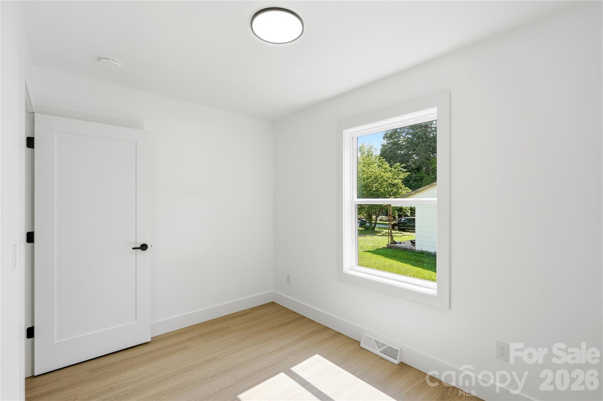 408 Rhyne Street Property Photo 27