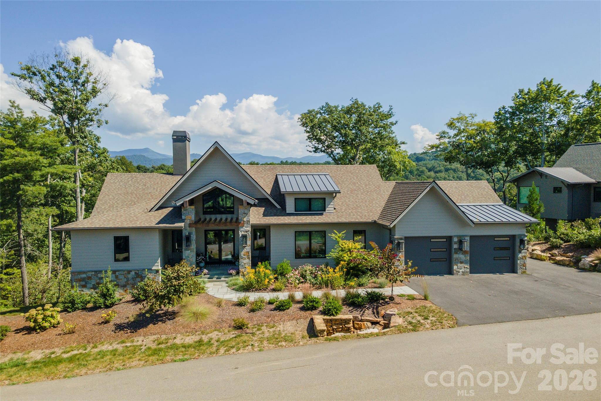 158 Riverbend Forest Drive Property Photo 1