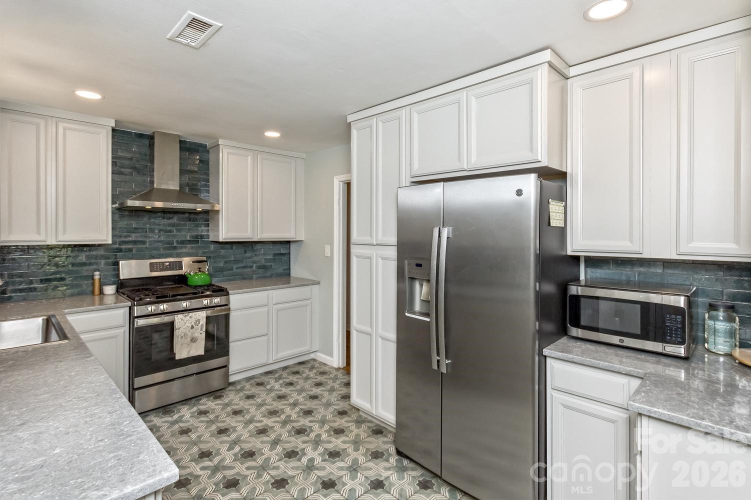 17 Rhododendron Place Property Photo 12