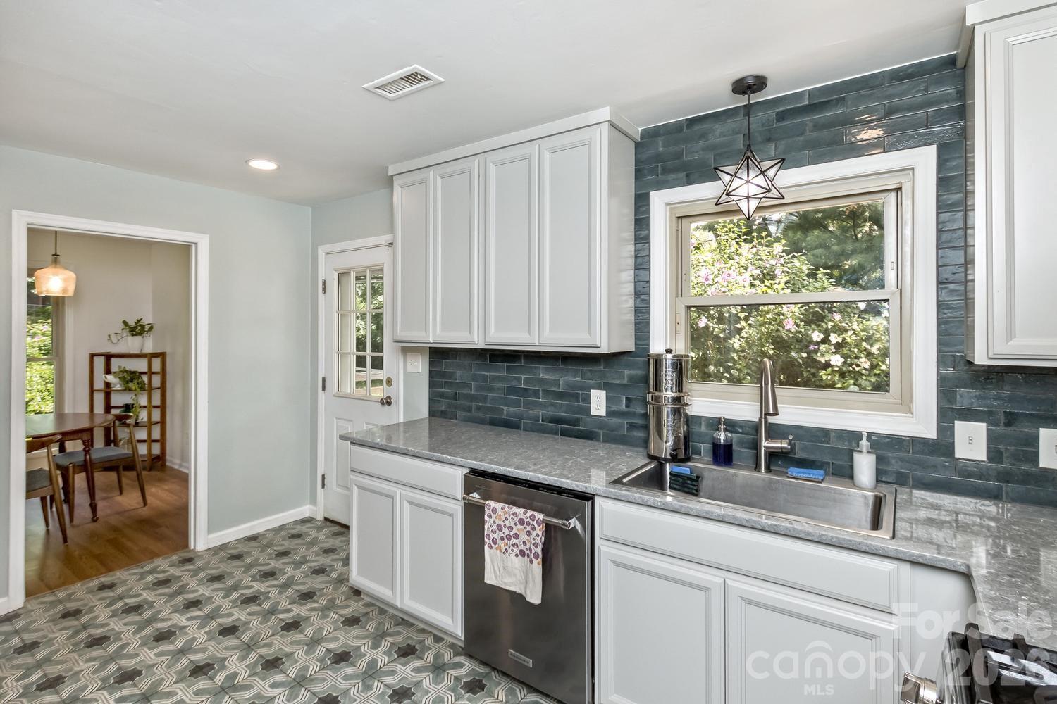 17 Rhododendron Place Property Photo 13