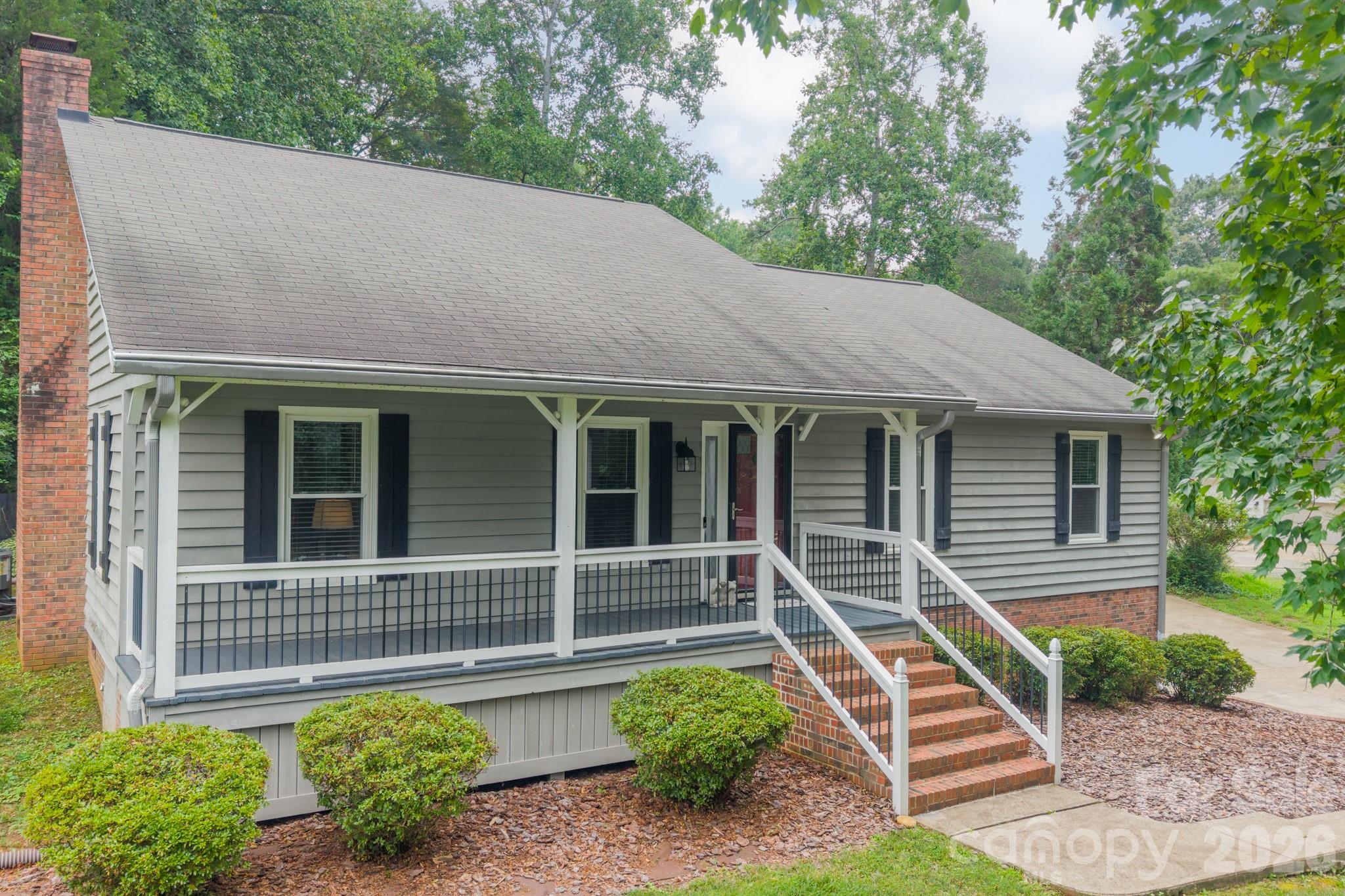 7400 Sample Road Property Photo 2