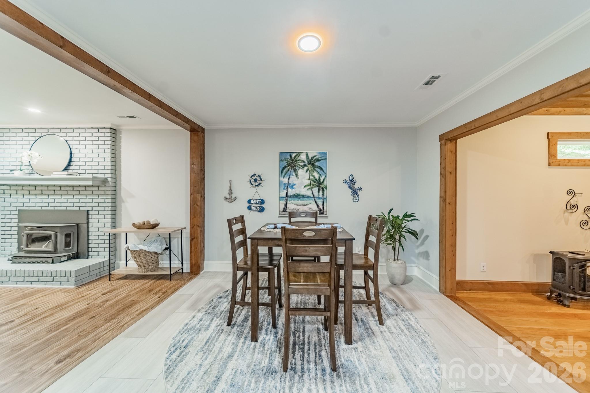 7400 Sample Road Property Photo 11