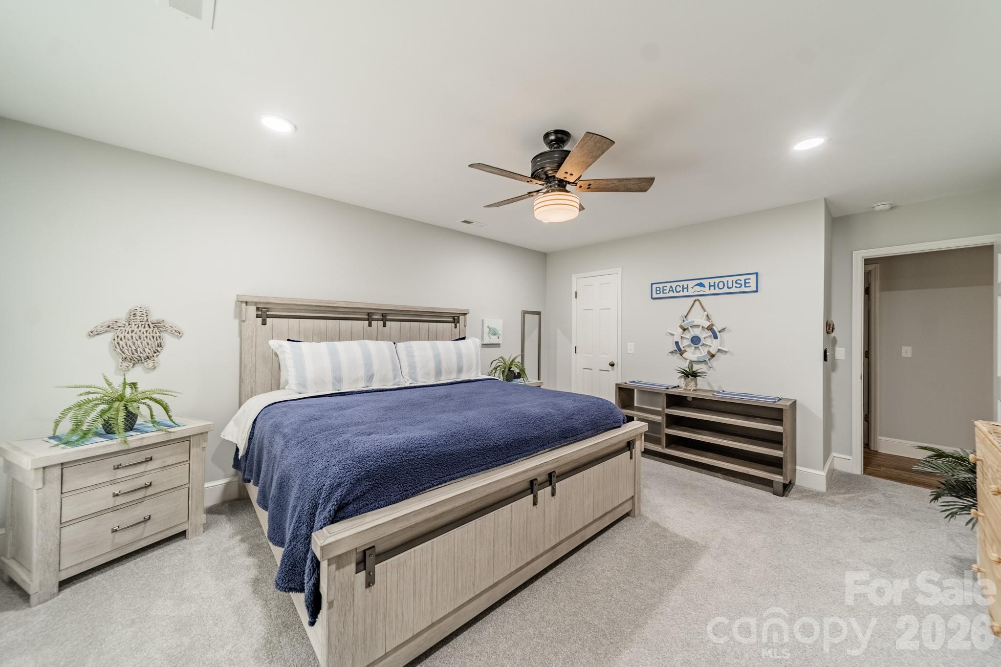 7400 Sample Road Property Photo 27