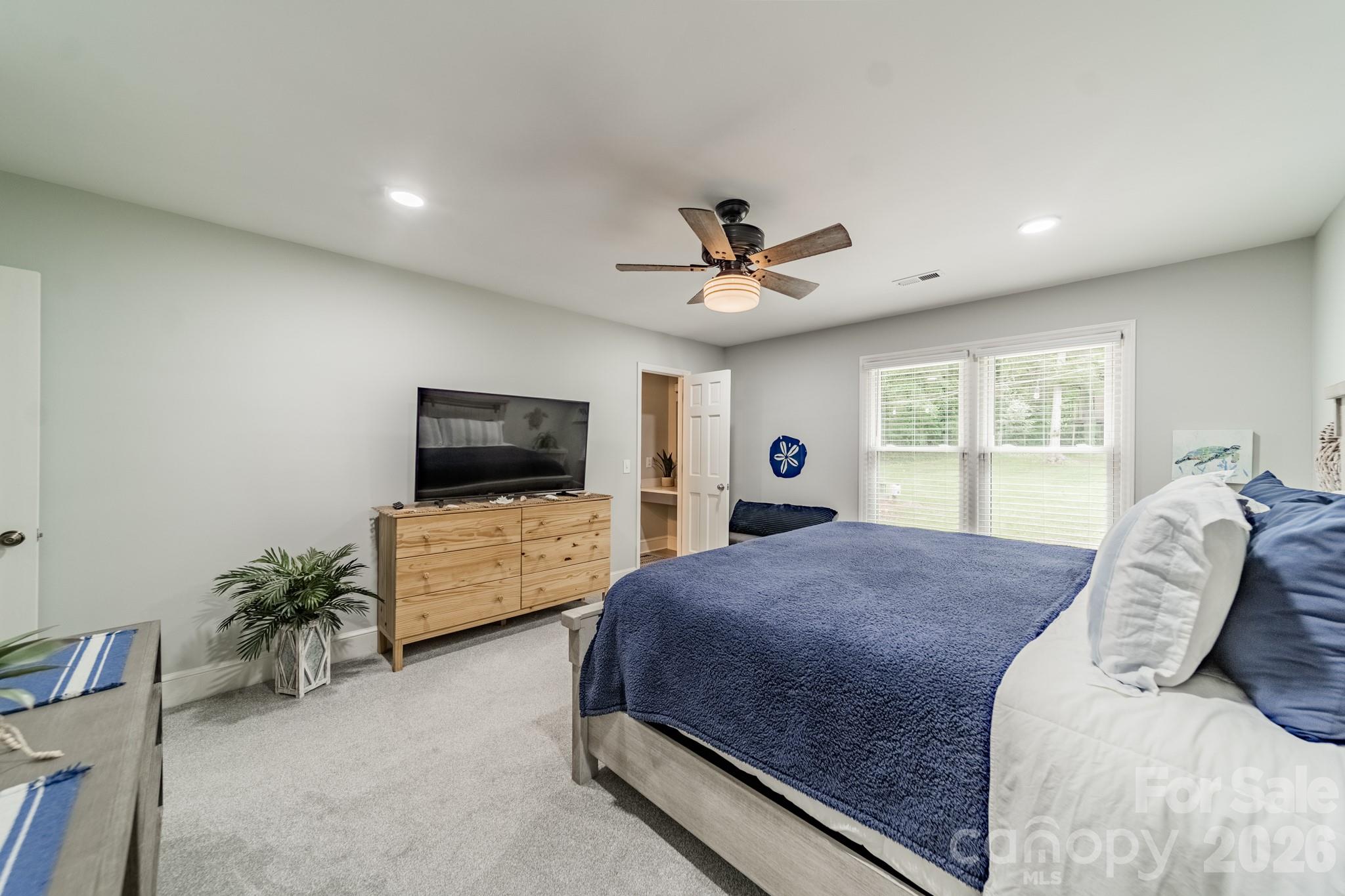 7400 Sample Road Property Photo 28