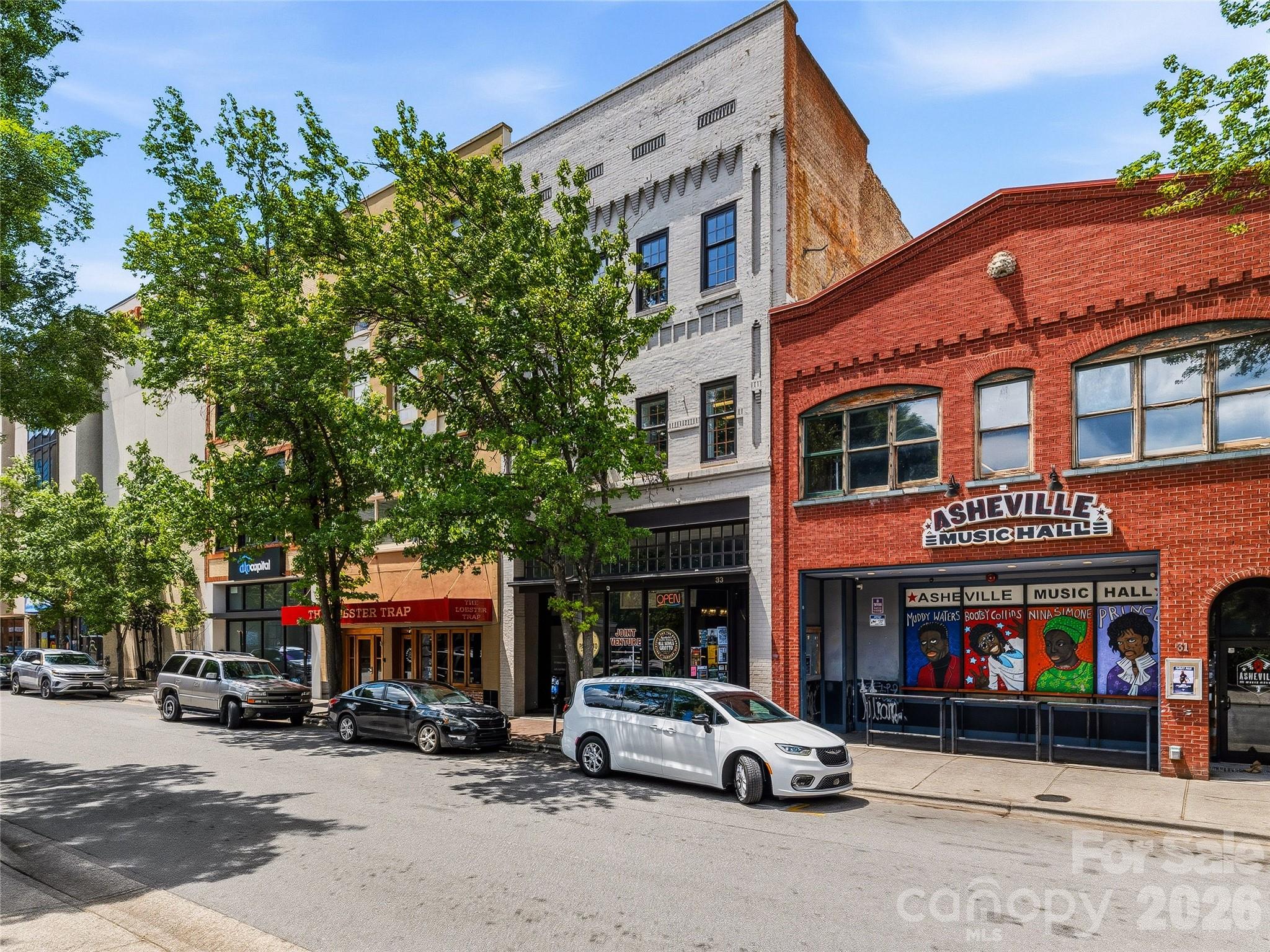 33 Patton Avenue 301