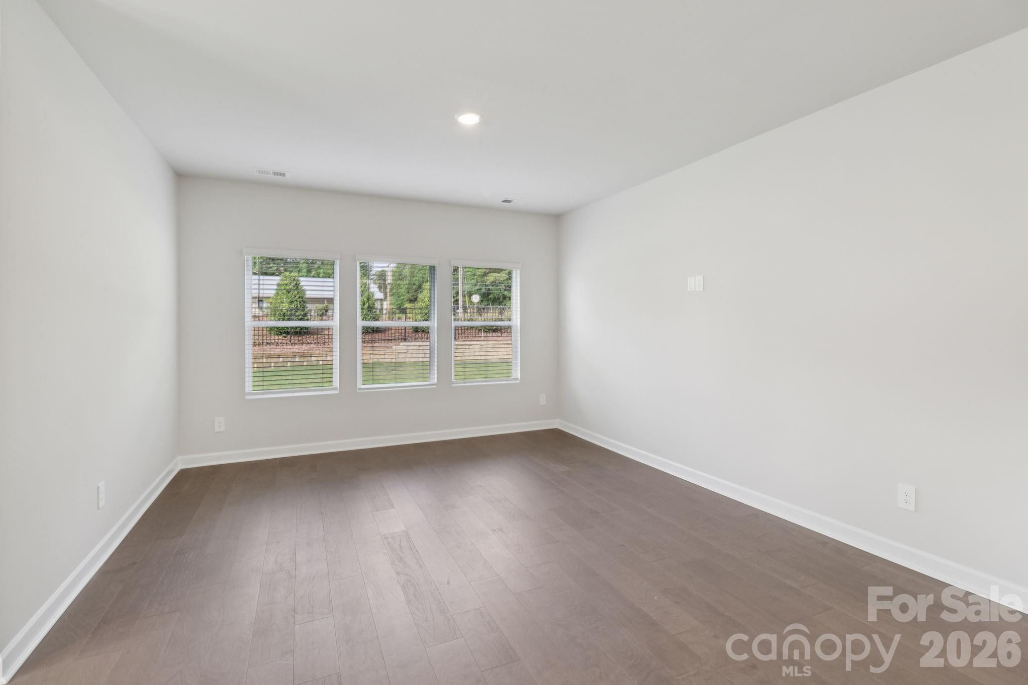 1607 Harper Landing Boulevard Property Photo 4