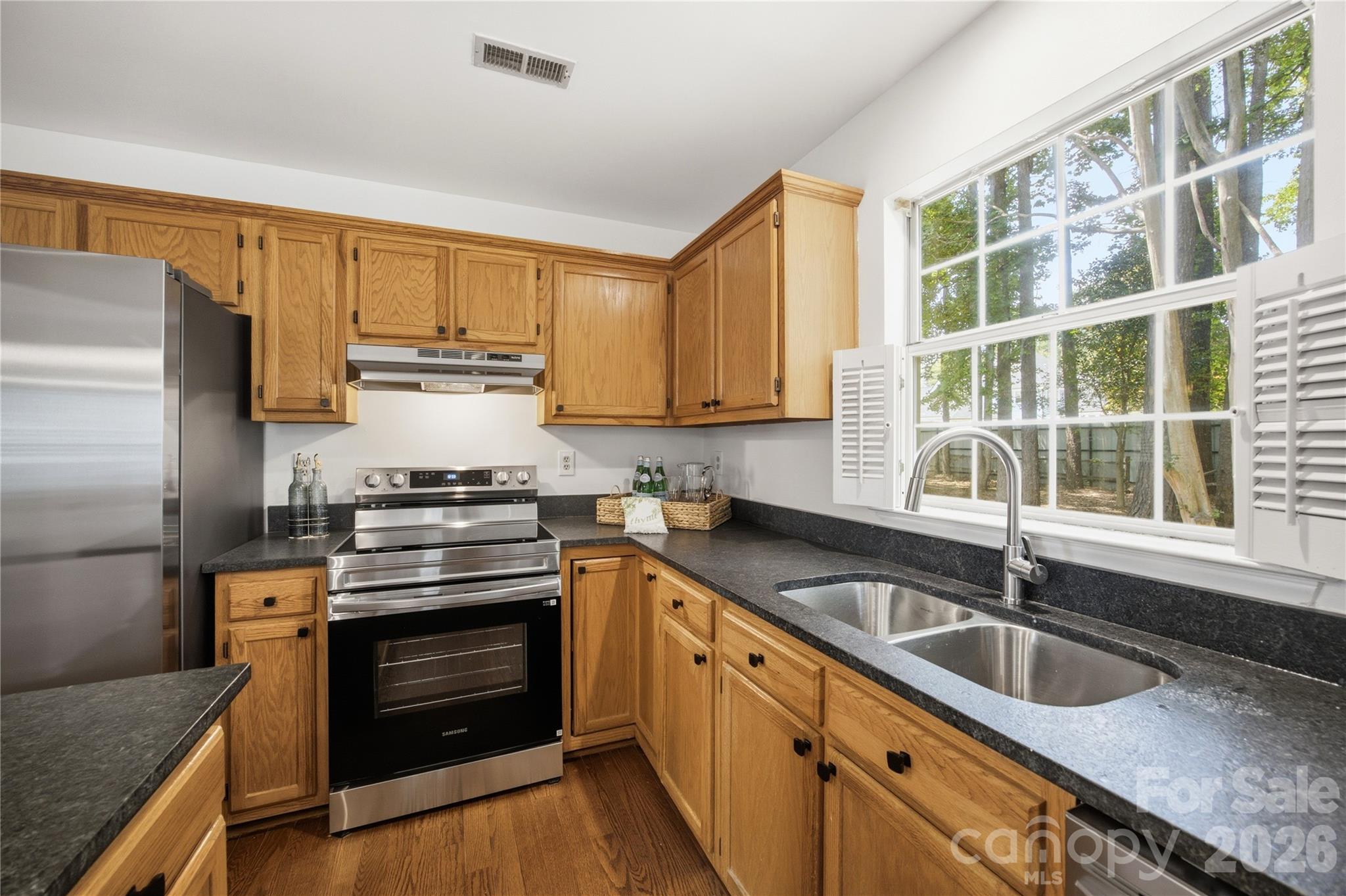 8802 Tarpan Court Property Photo 15