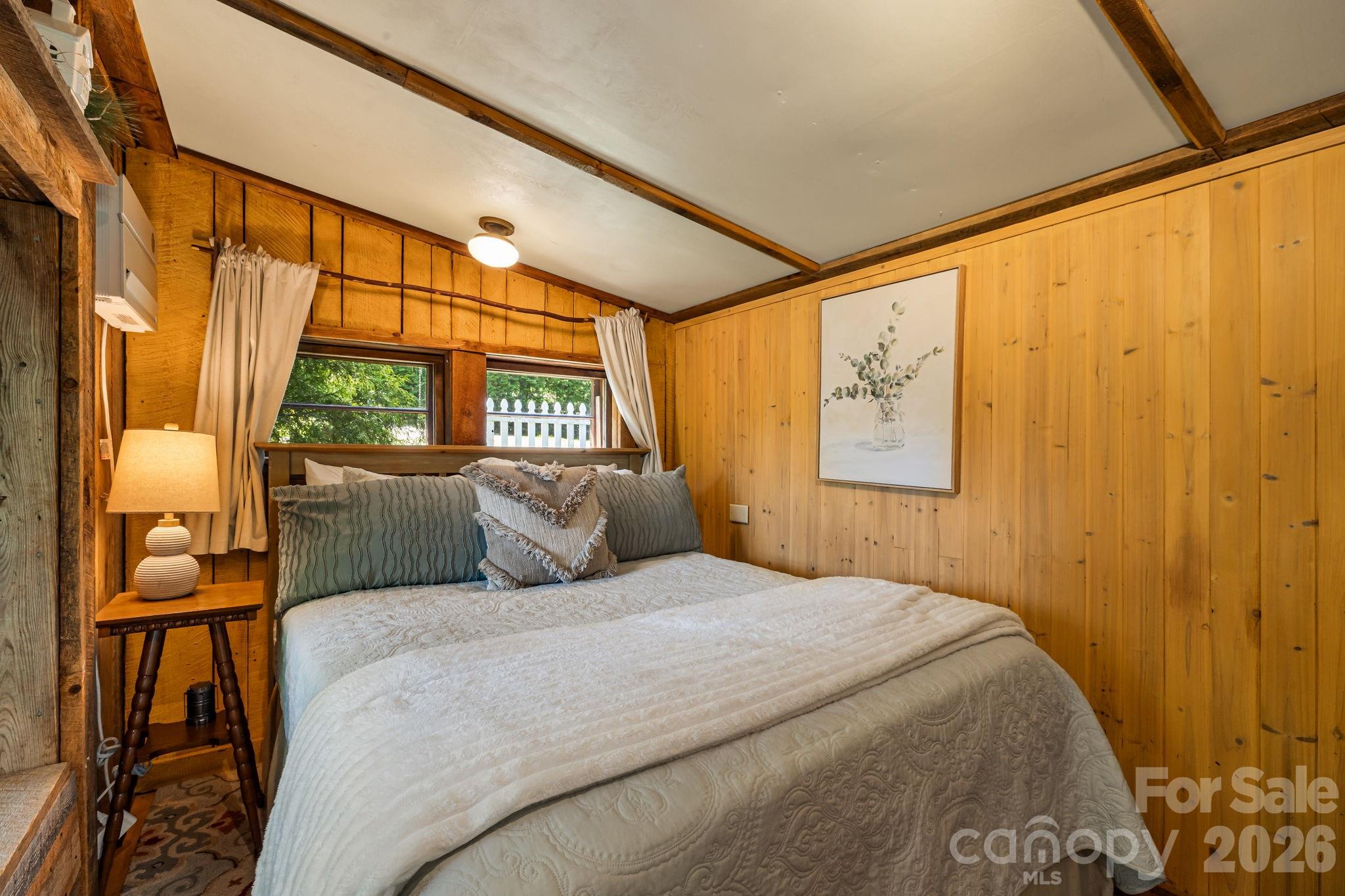107 111 Hougie Heaven Lane Property Photo 13