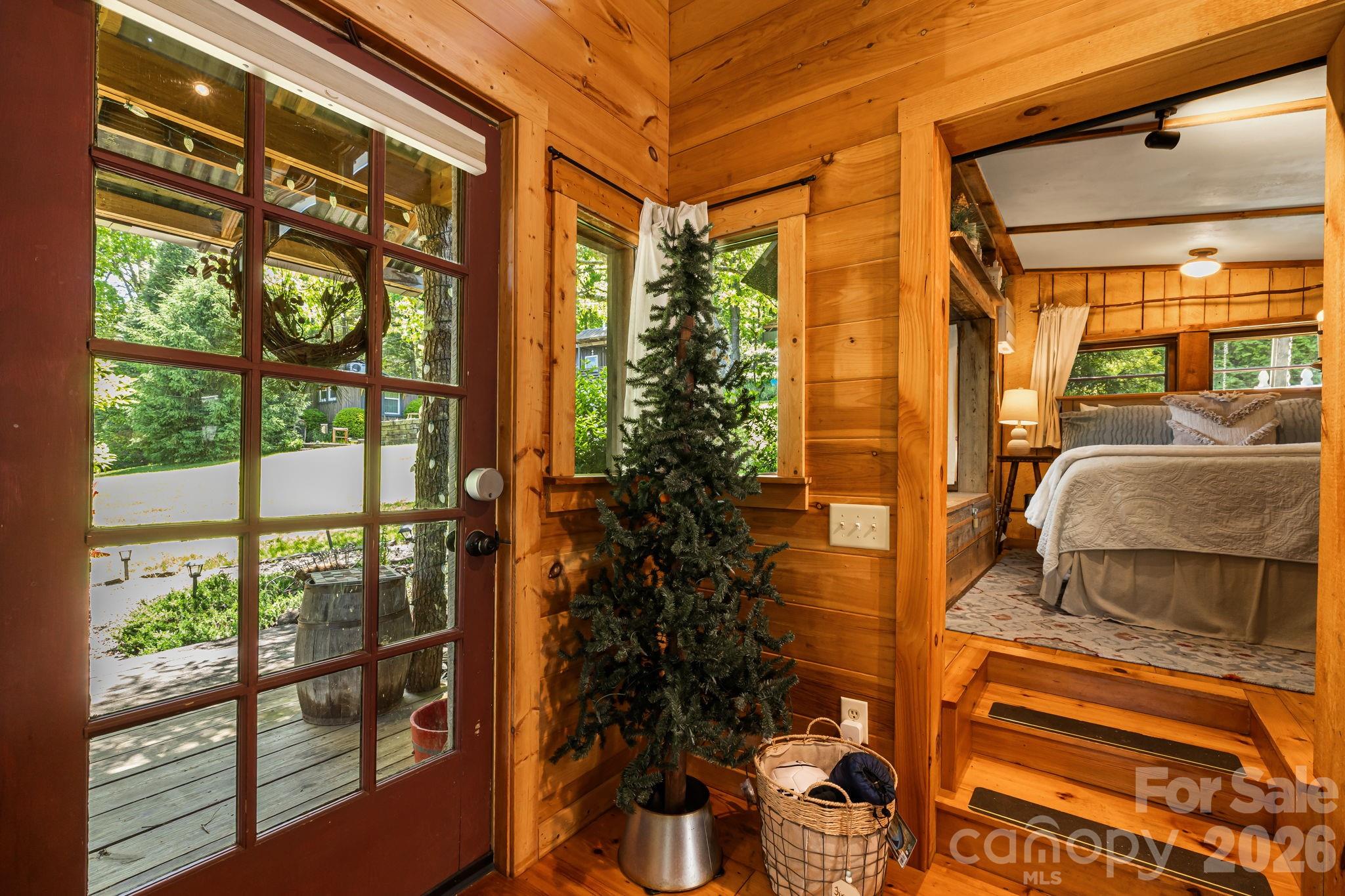 107 111 Hougie Heaven Lane Property Photo 18